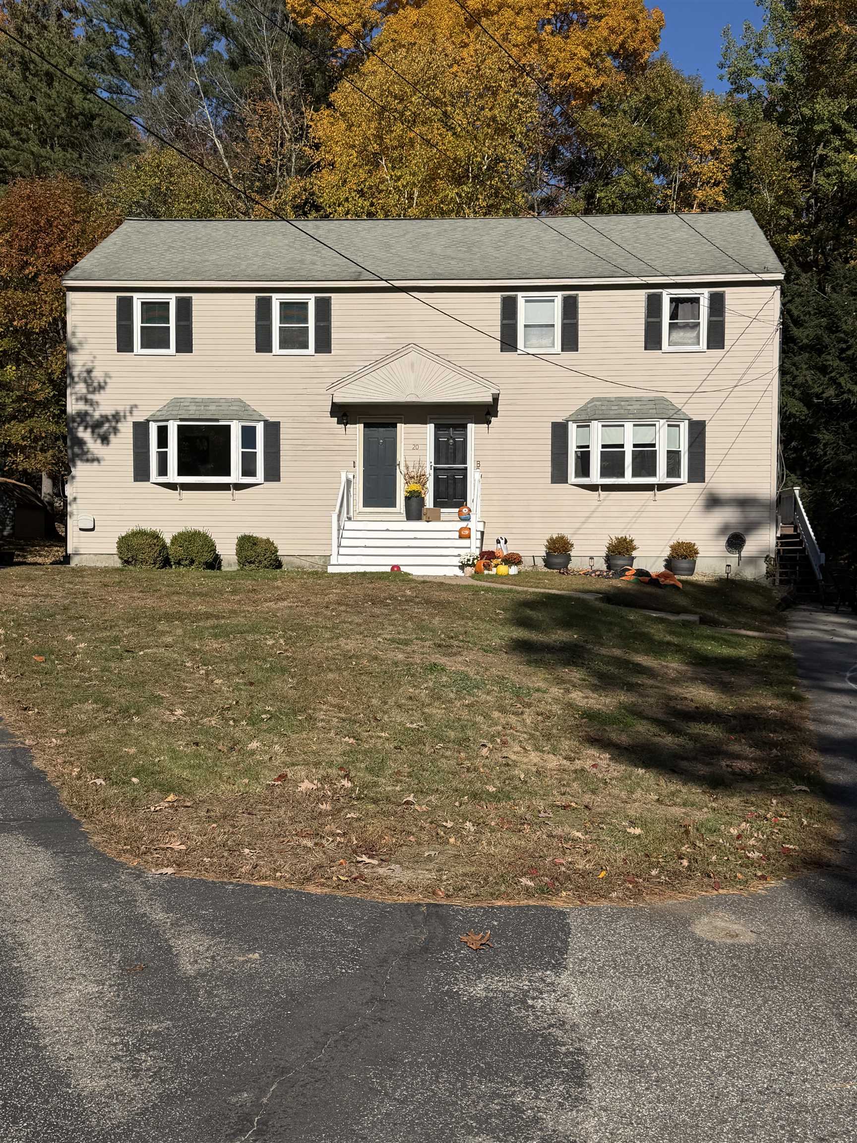 20 Lenny Lane Property Photo 1