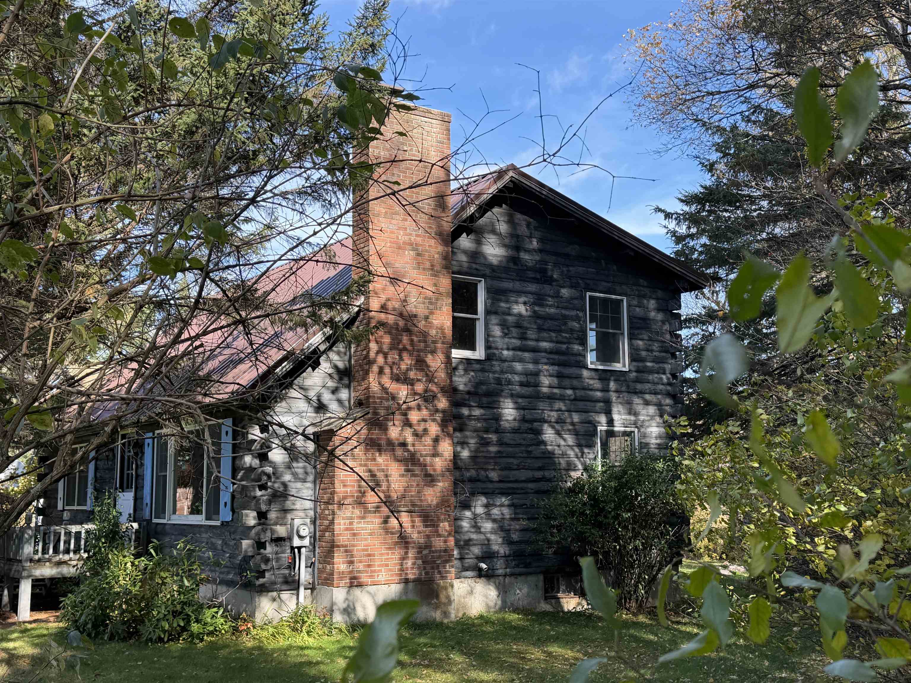 1516 Stark Highway Property Photo 1