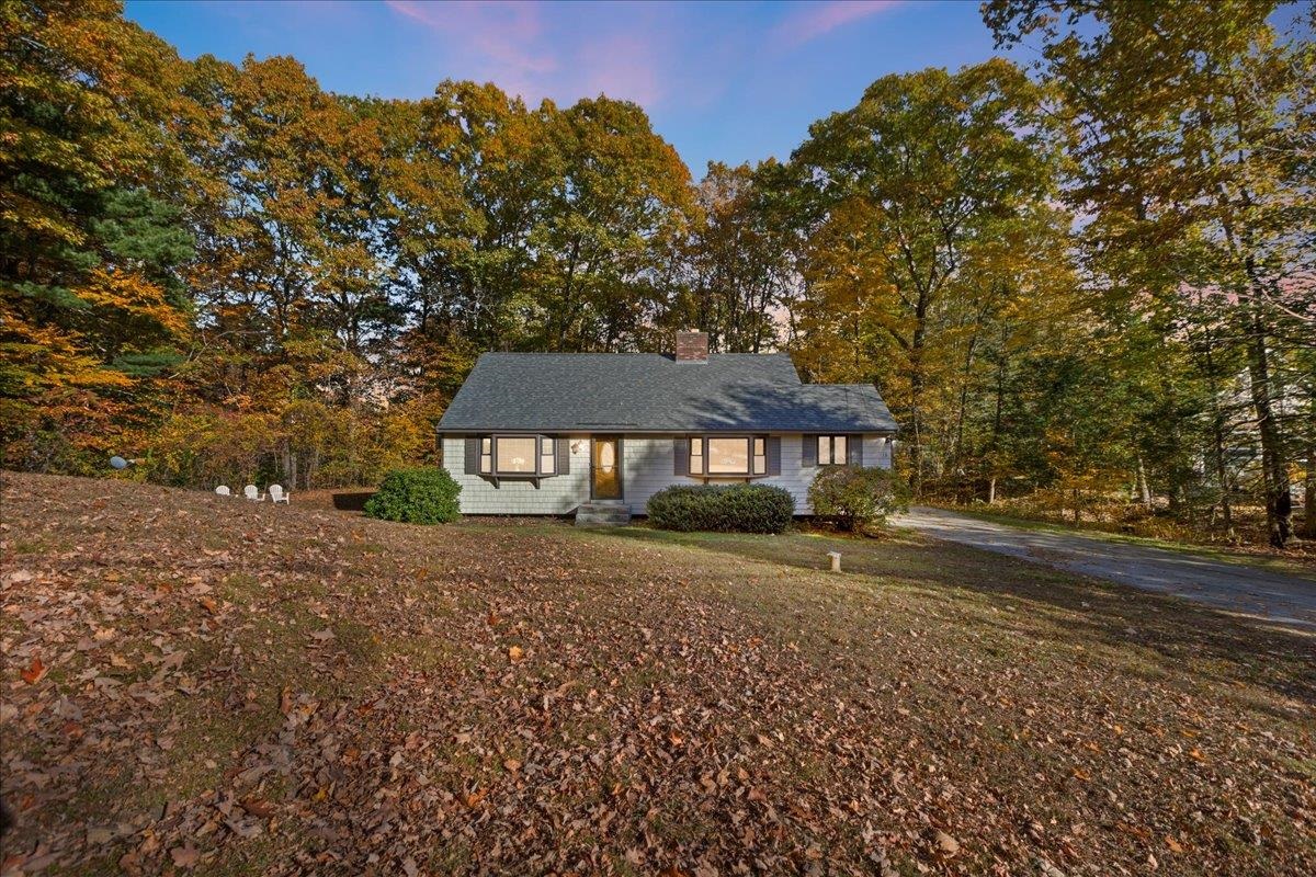 18 Royal Range Road Property Photo 1