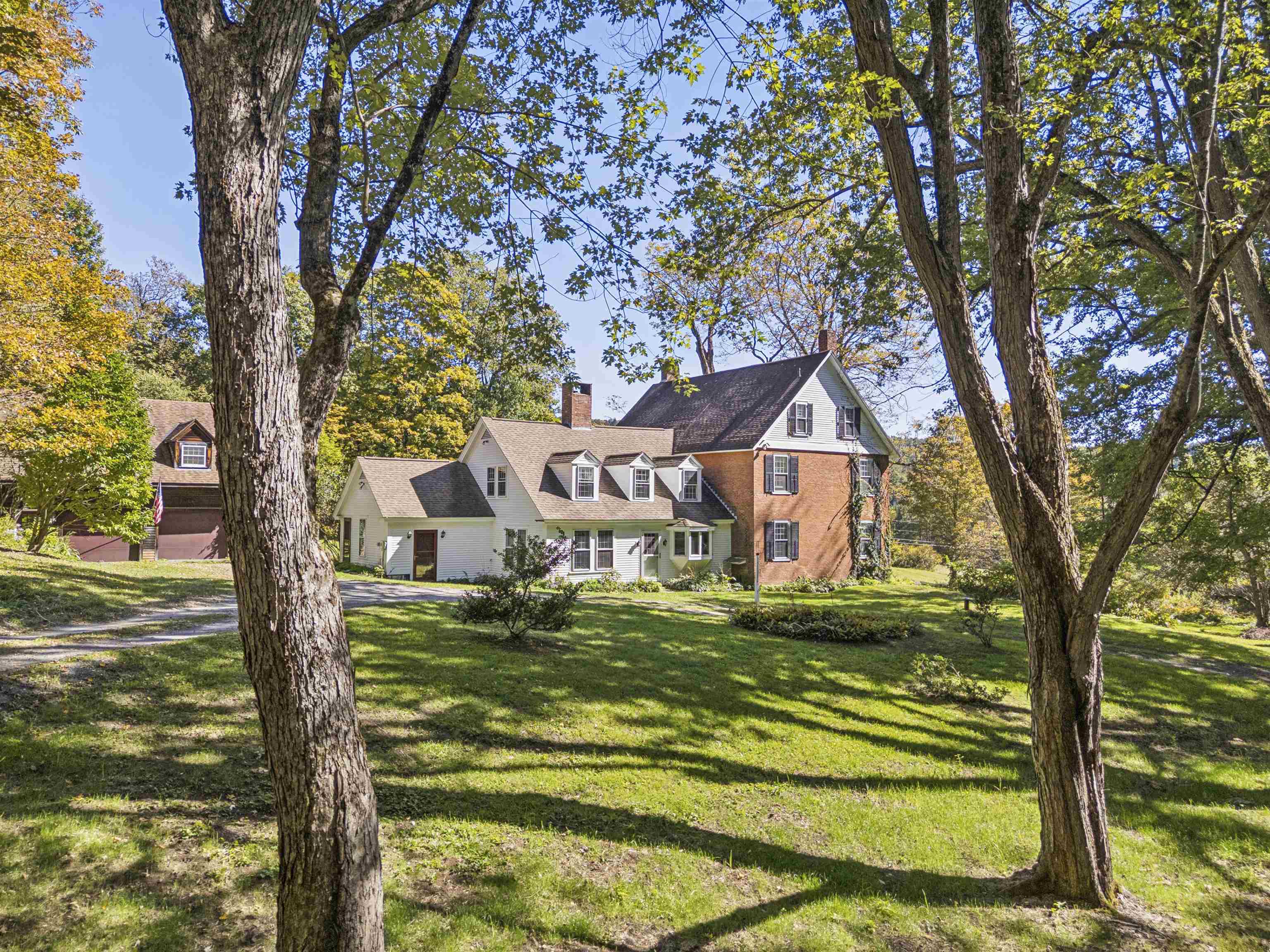 420 Quechee Road Property Photo 2