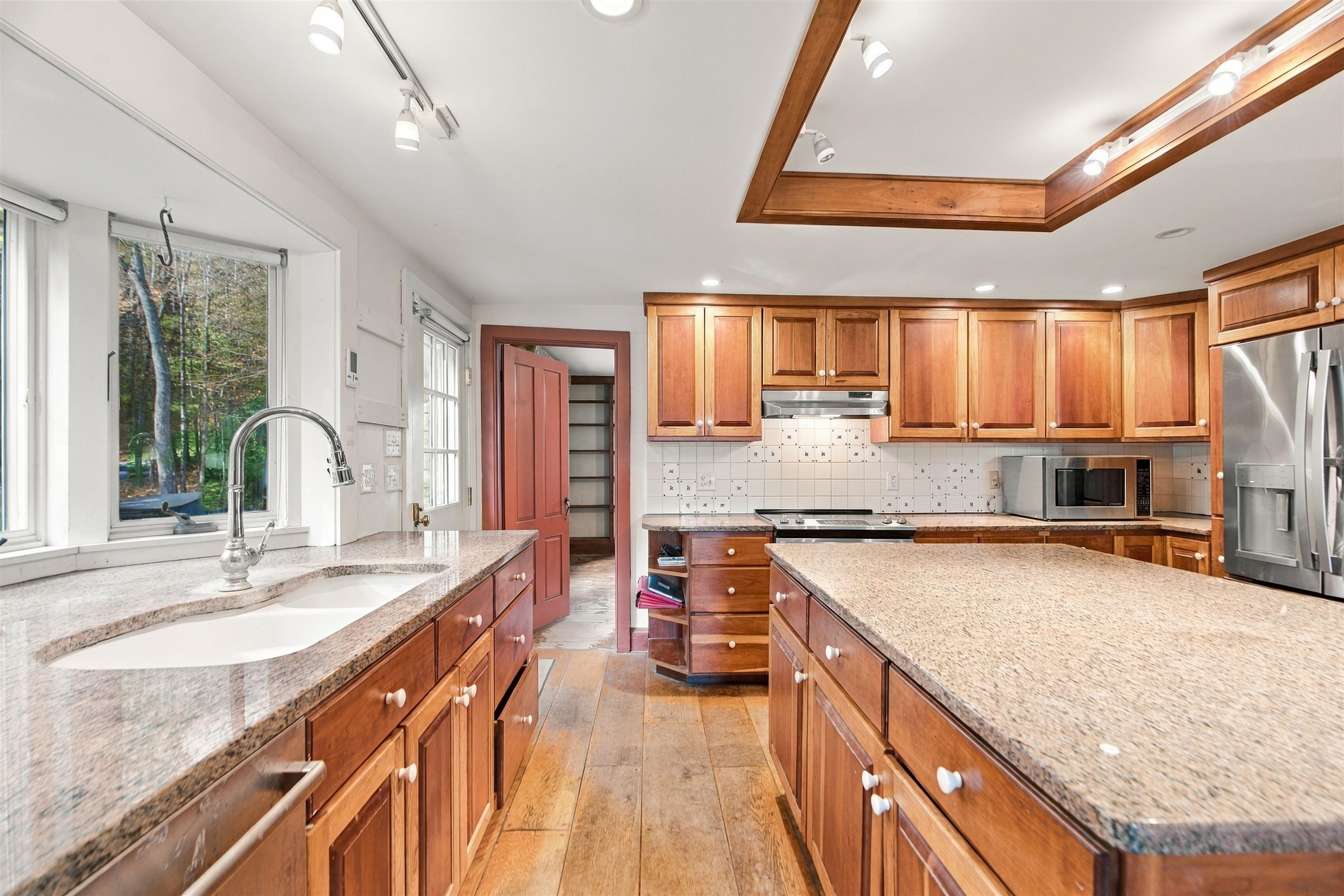 420 Quechee Road Property Photo 7