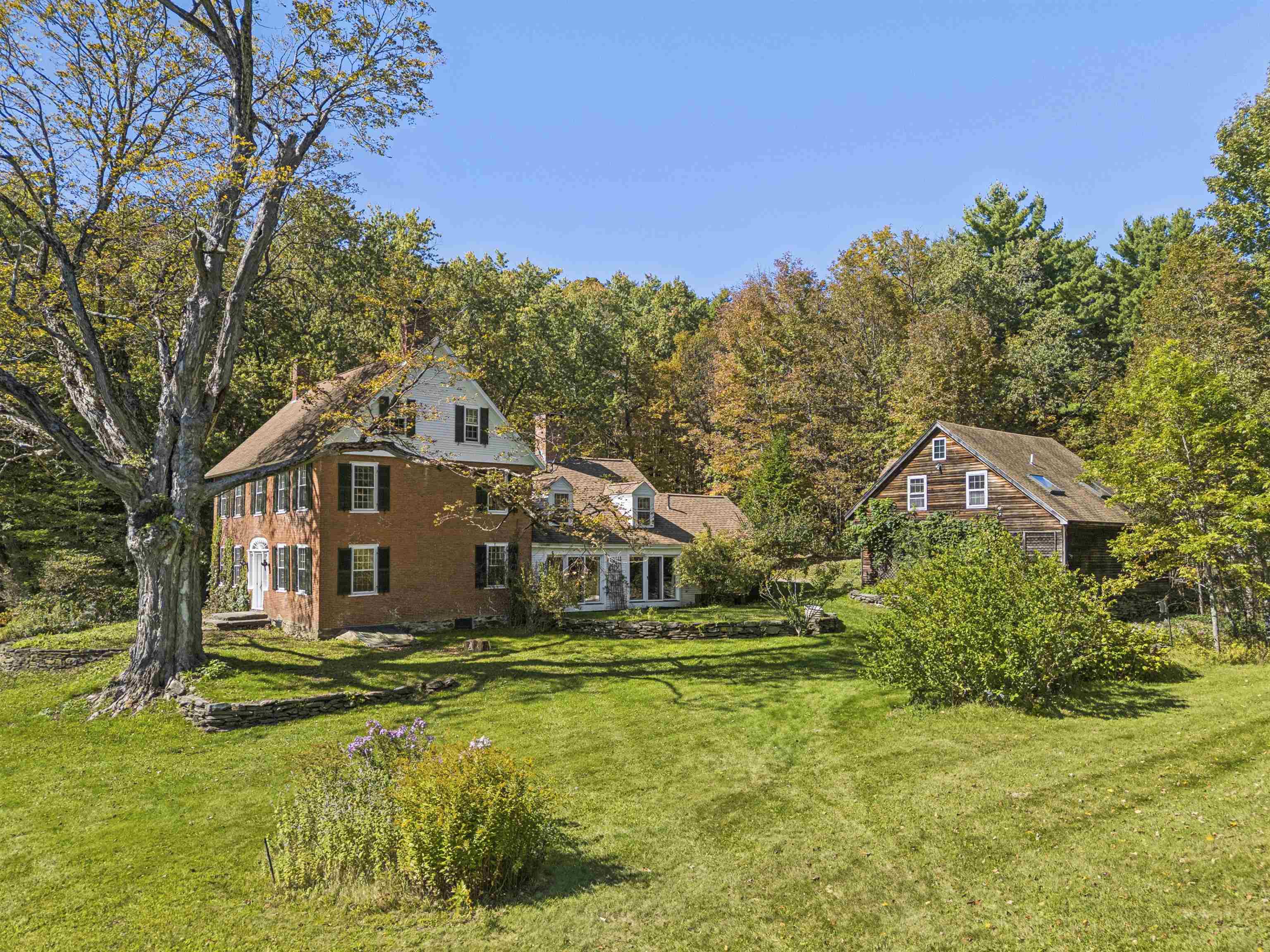 420 Quechee Road Property Photo 9