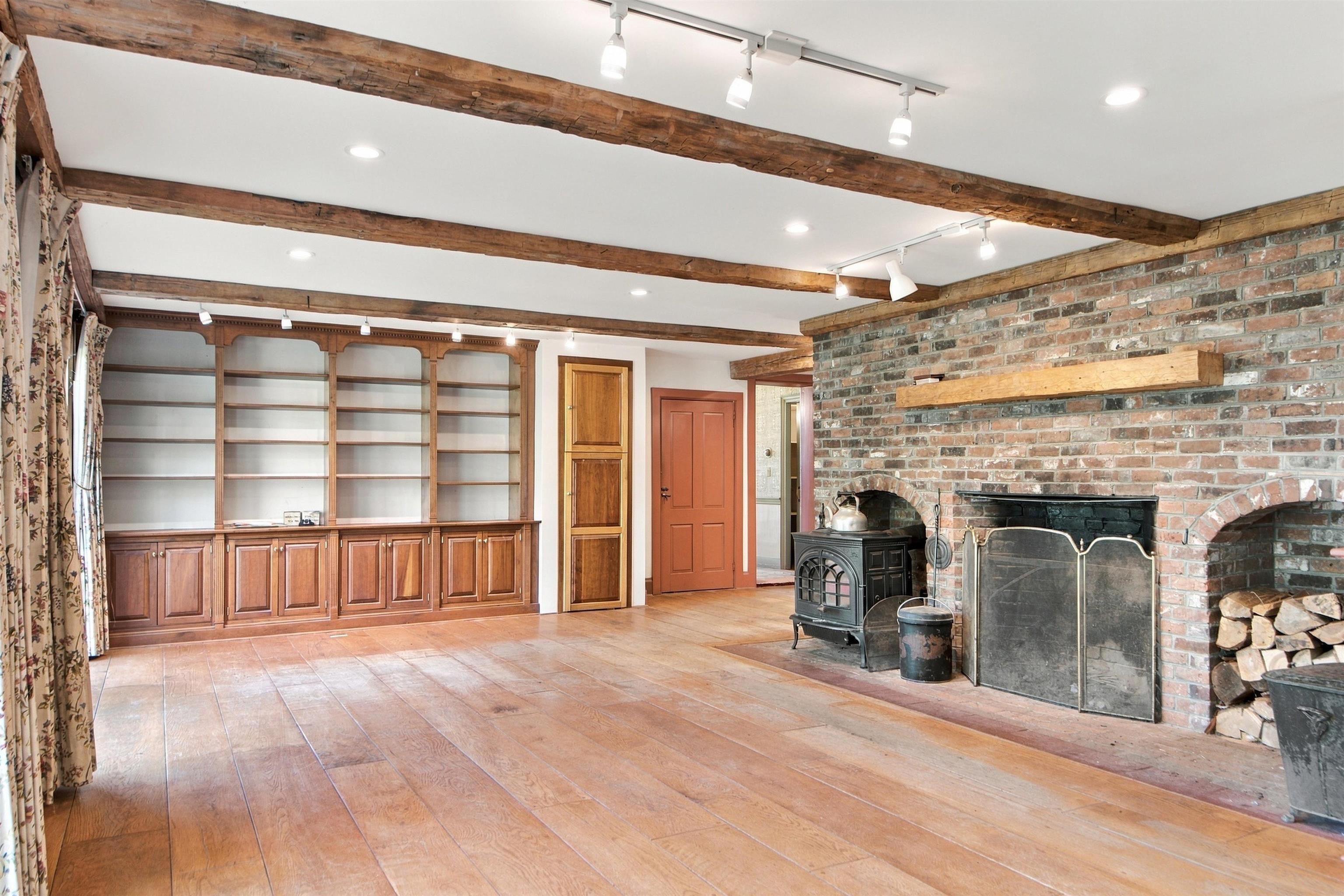 420 Quechee Road Property Photo 13