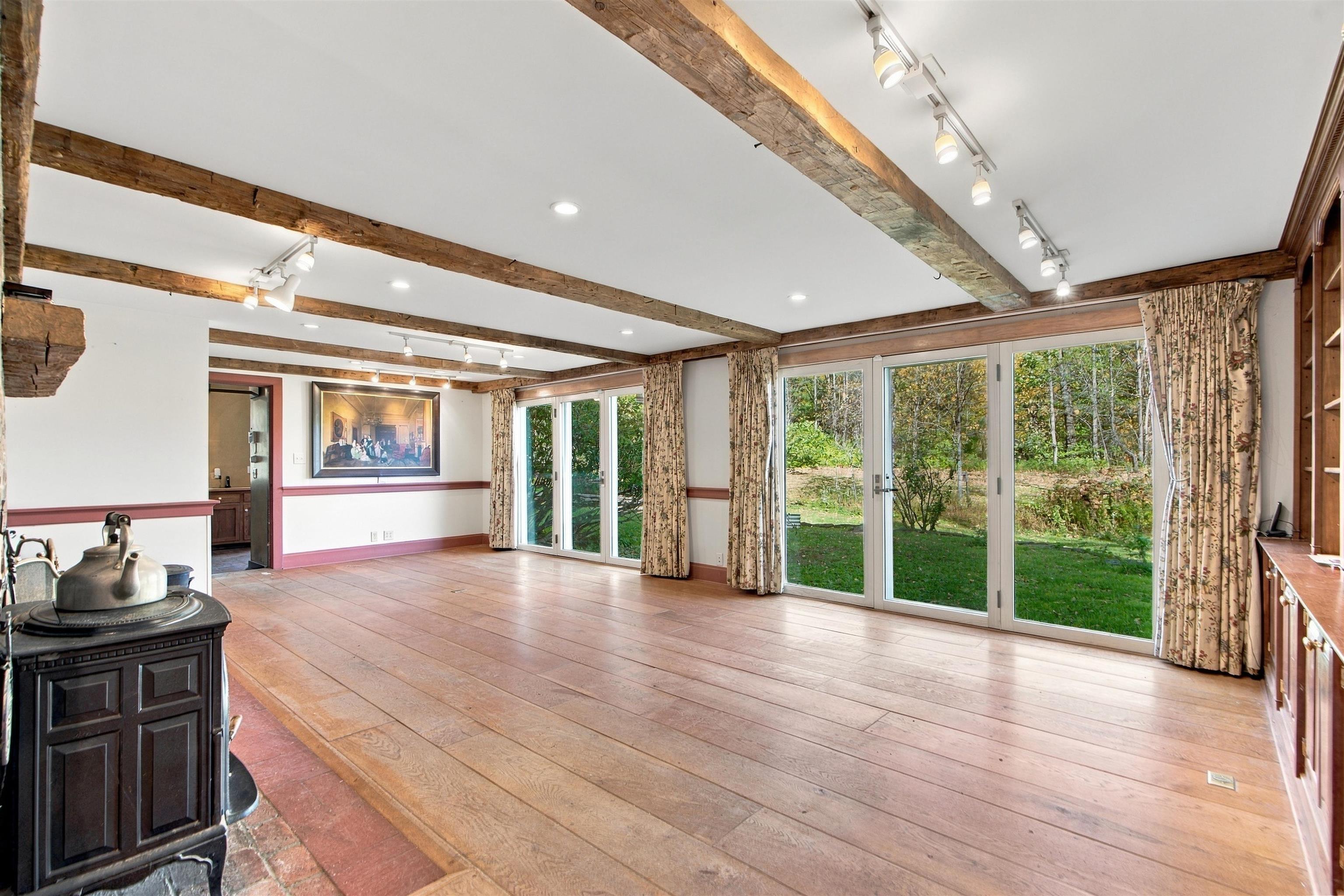 420 Quechee Road Property Photo 14