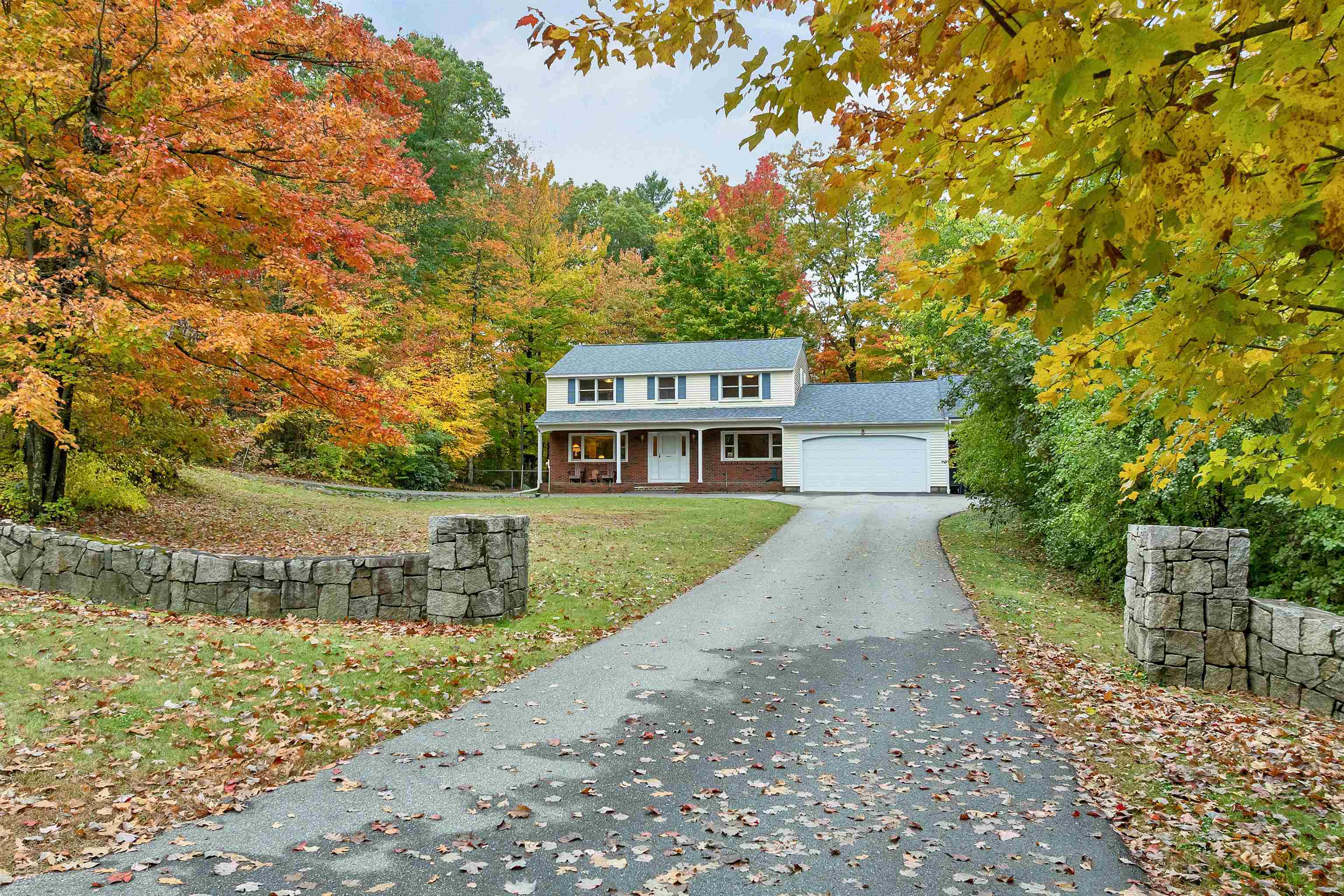 24 Ridgewood Drive Property Photo 1