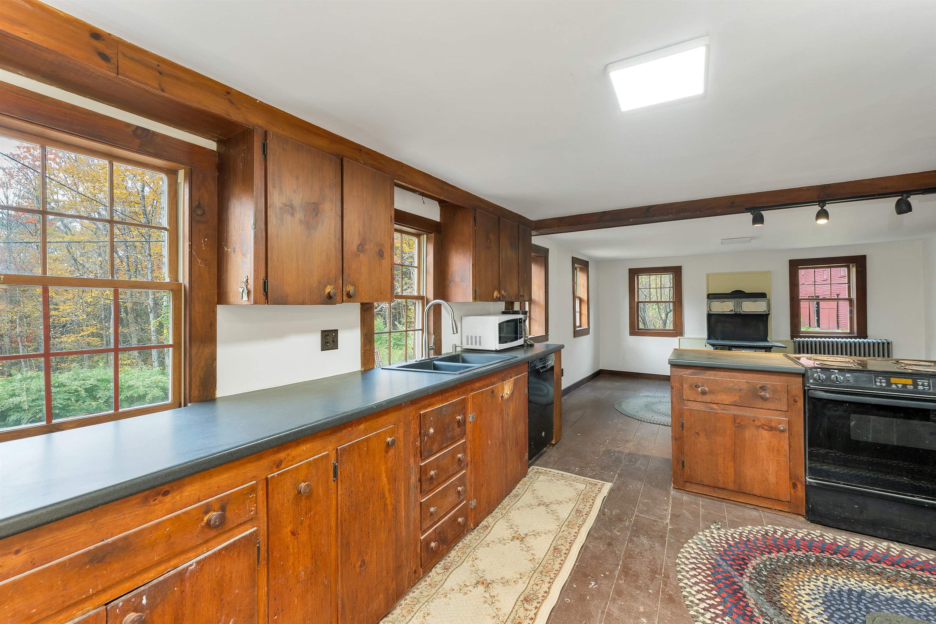 154 Tyler Road Property Photo 17