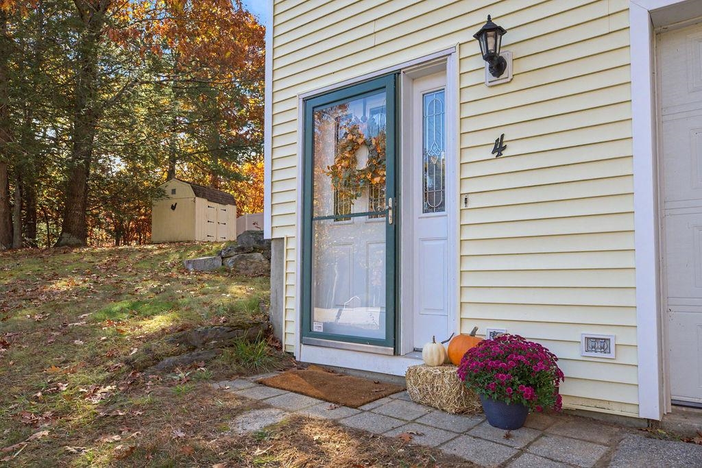 4 Tote Road Property Photo 1