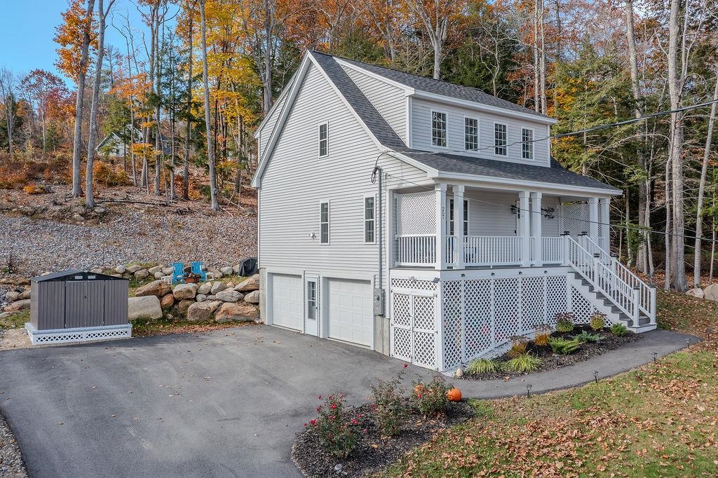 257 Ne Pond Road Property Photo 1