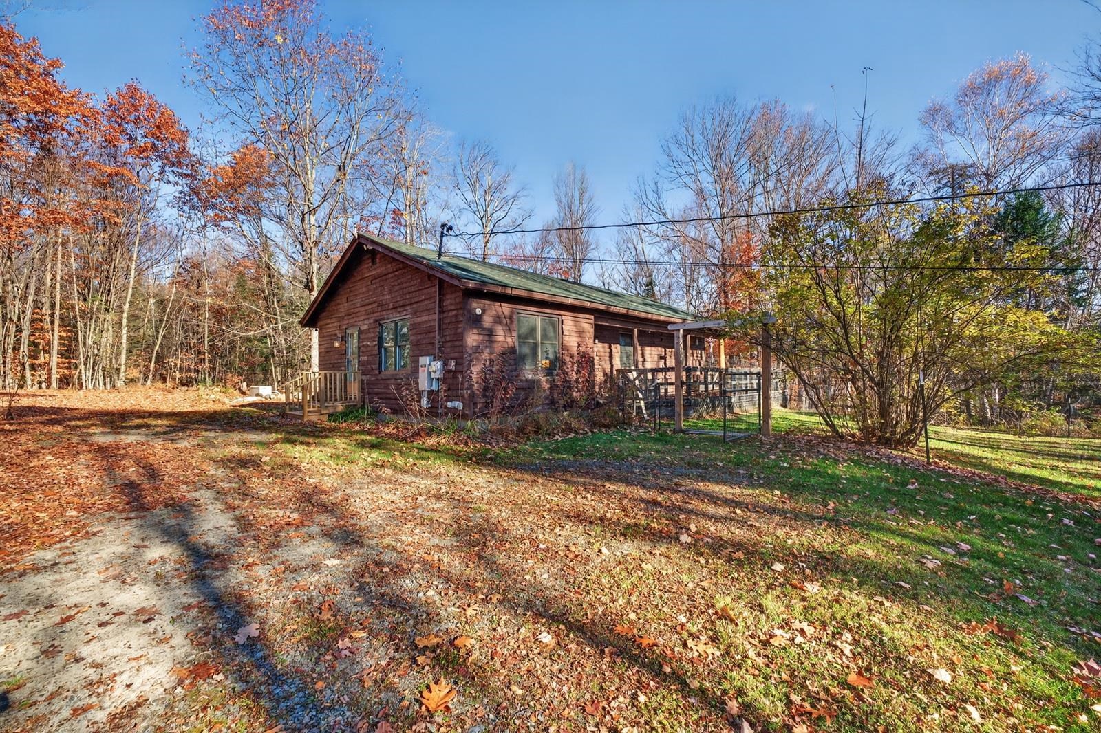 949 Manns Hill Road Property Photo 1