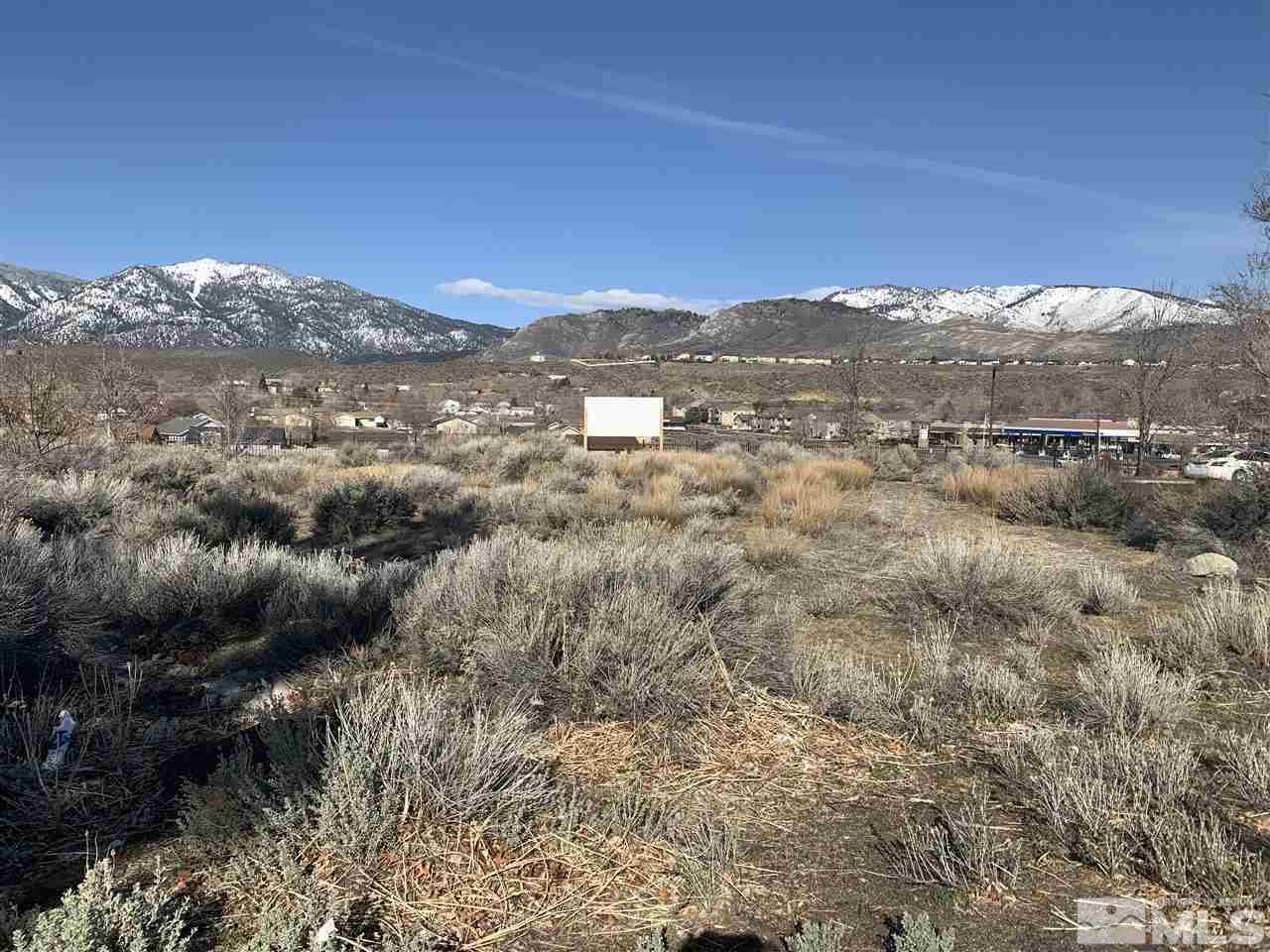 967 Mica Drive Property Photo 3