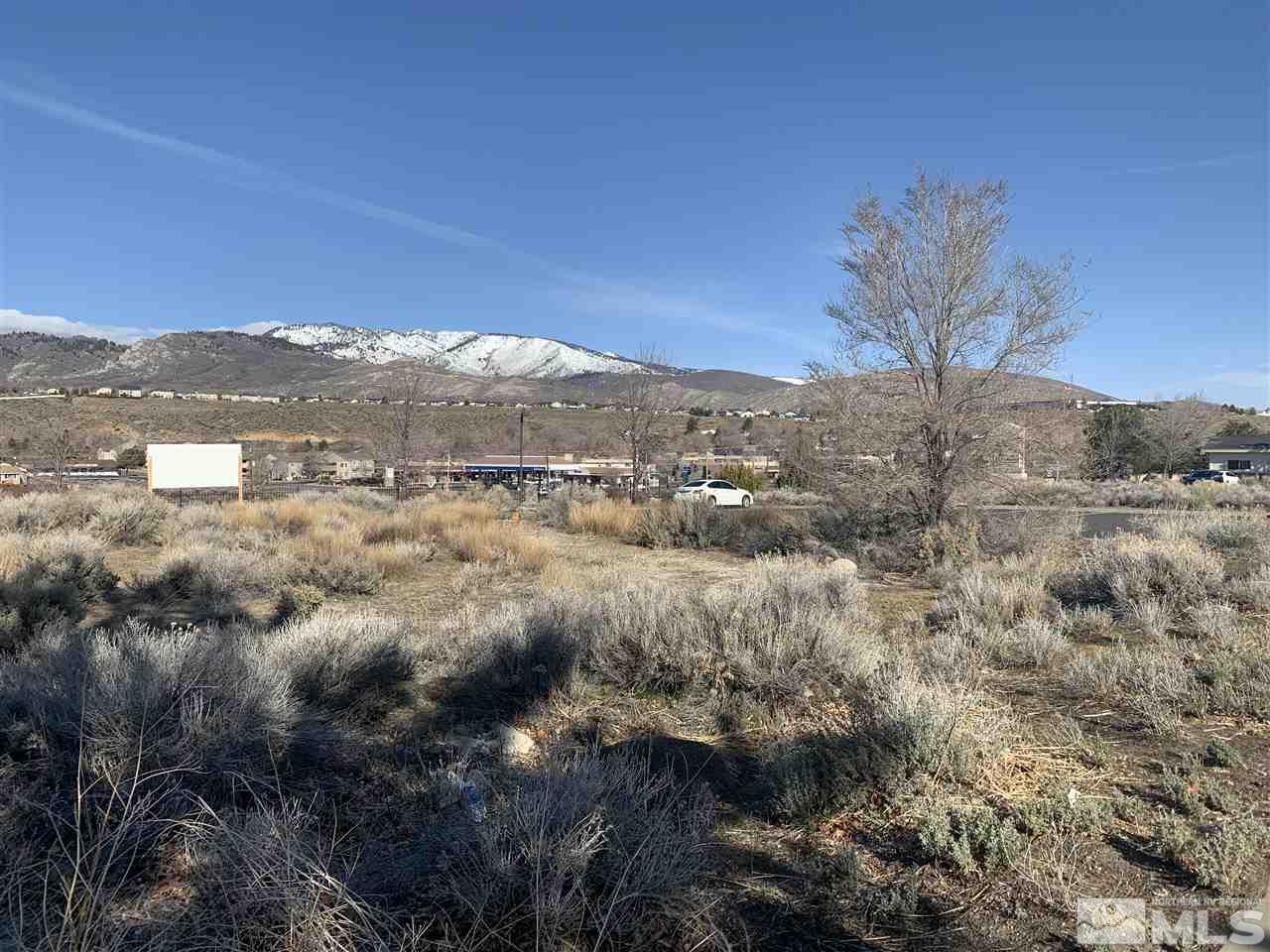 967 Mica Drive Property Photo 4