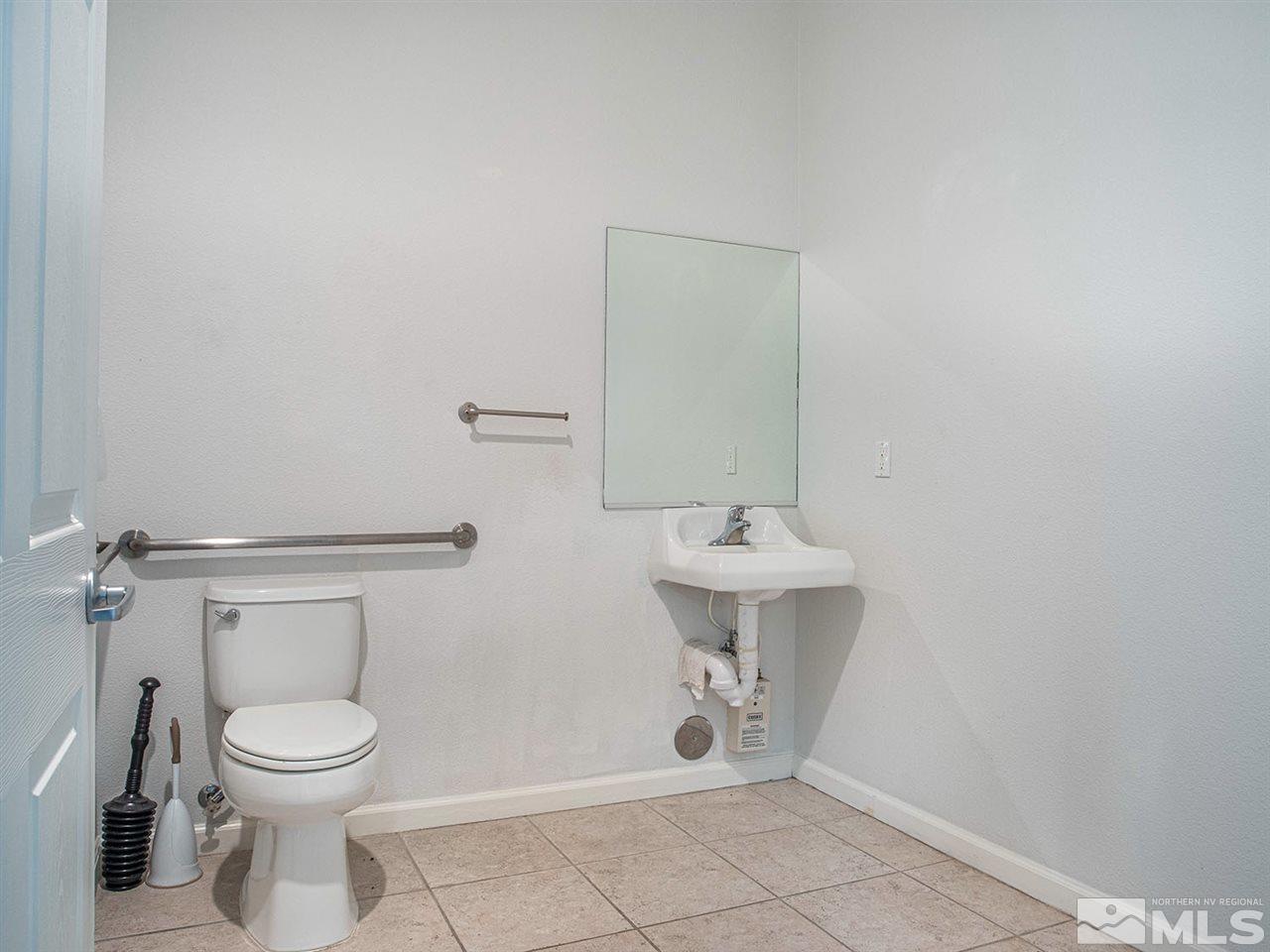 415 Hwy 95a Property Photo 33