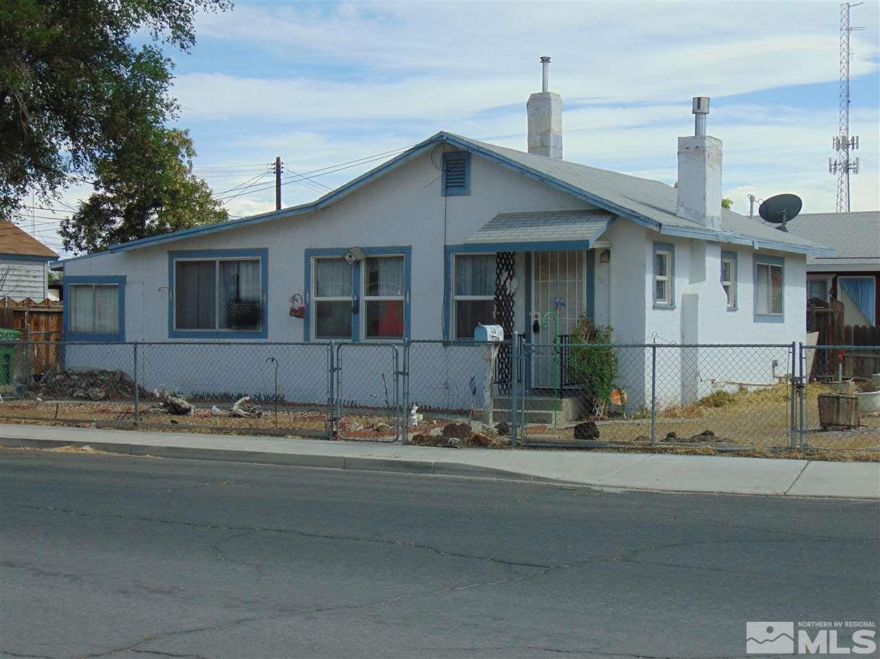 110 E Virginia Street Property Photo 1
