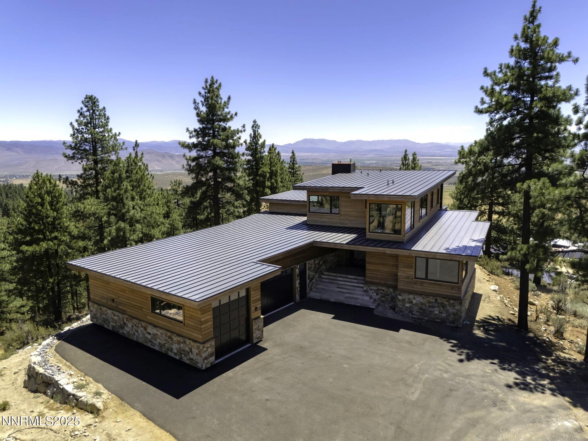 200 Overlook Drive Property Photo 1