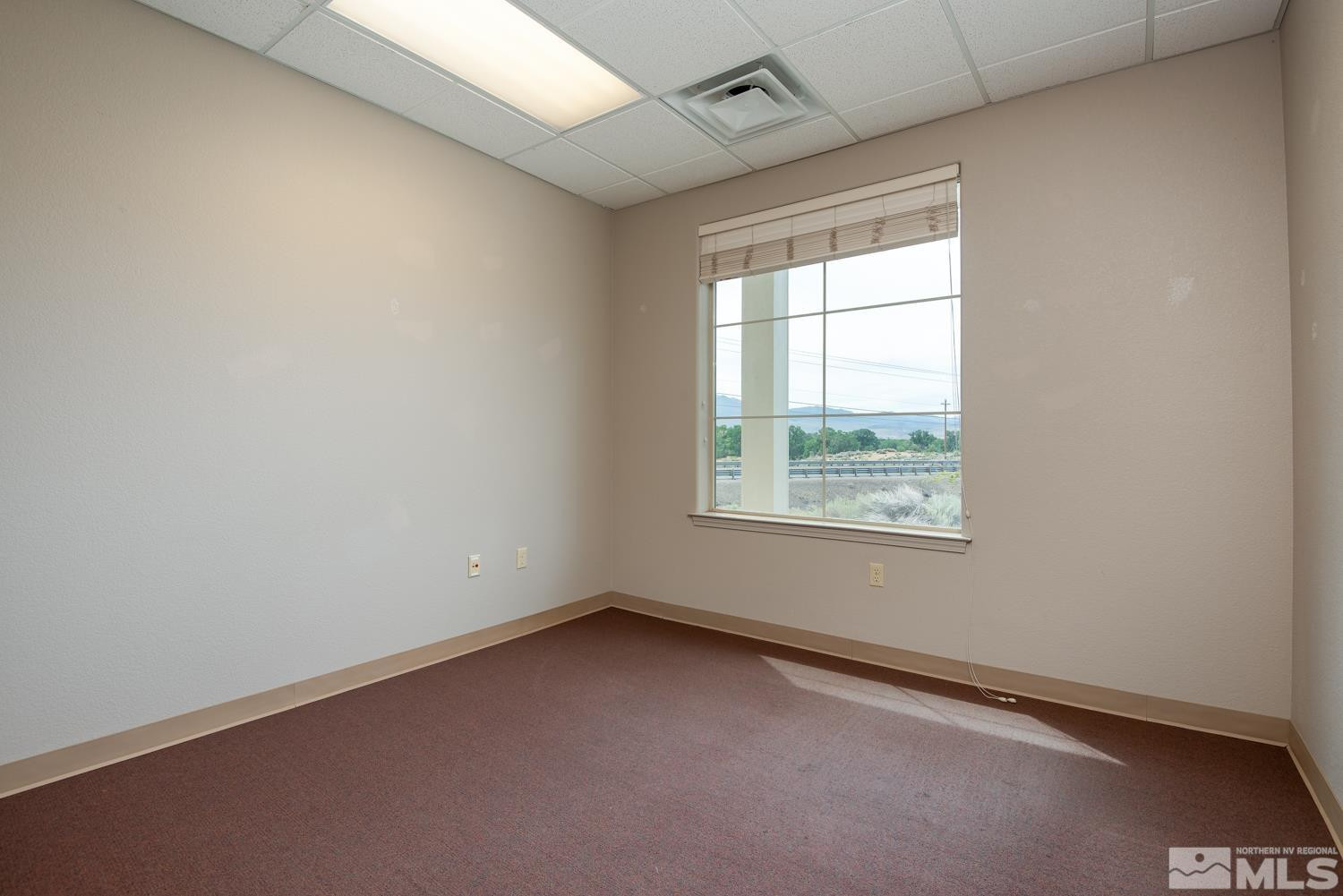 5 Pine Cone Road Property Photo 12