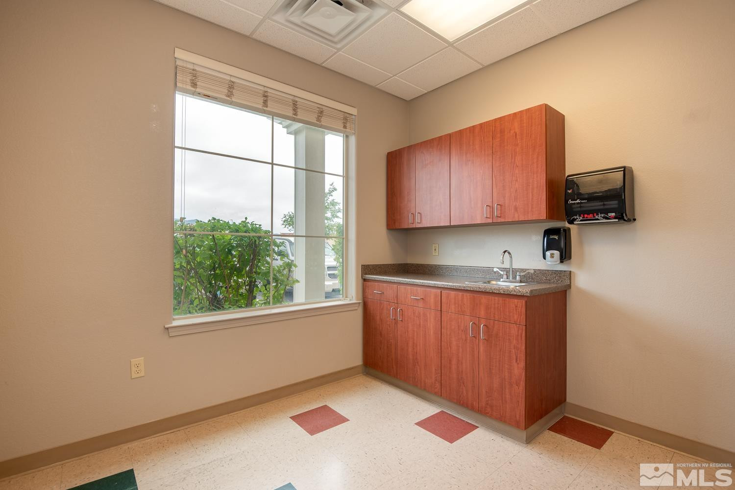 5 Pine Cone Road Property Photo 13