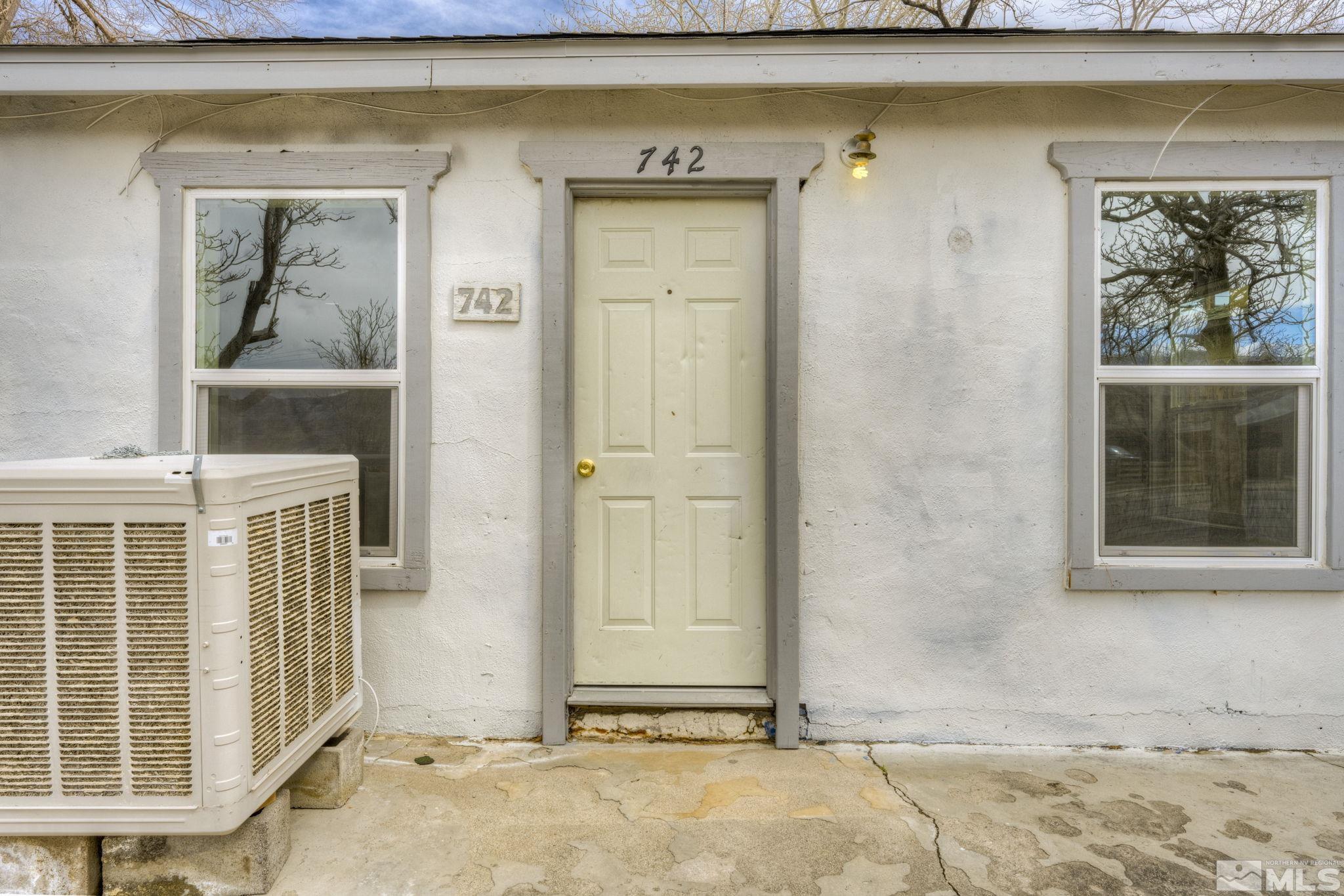 742 D St Property Photo 4