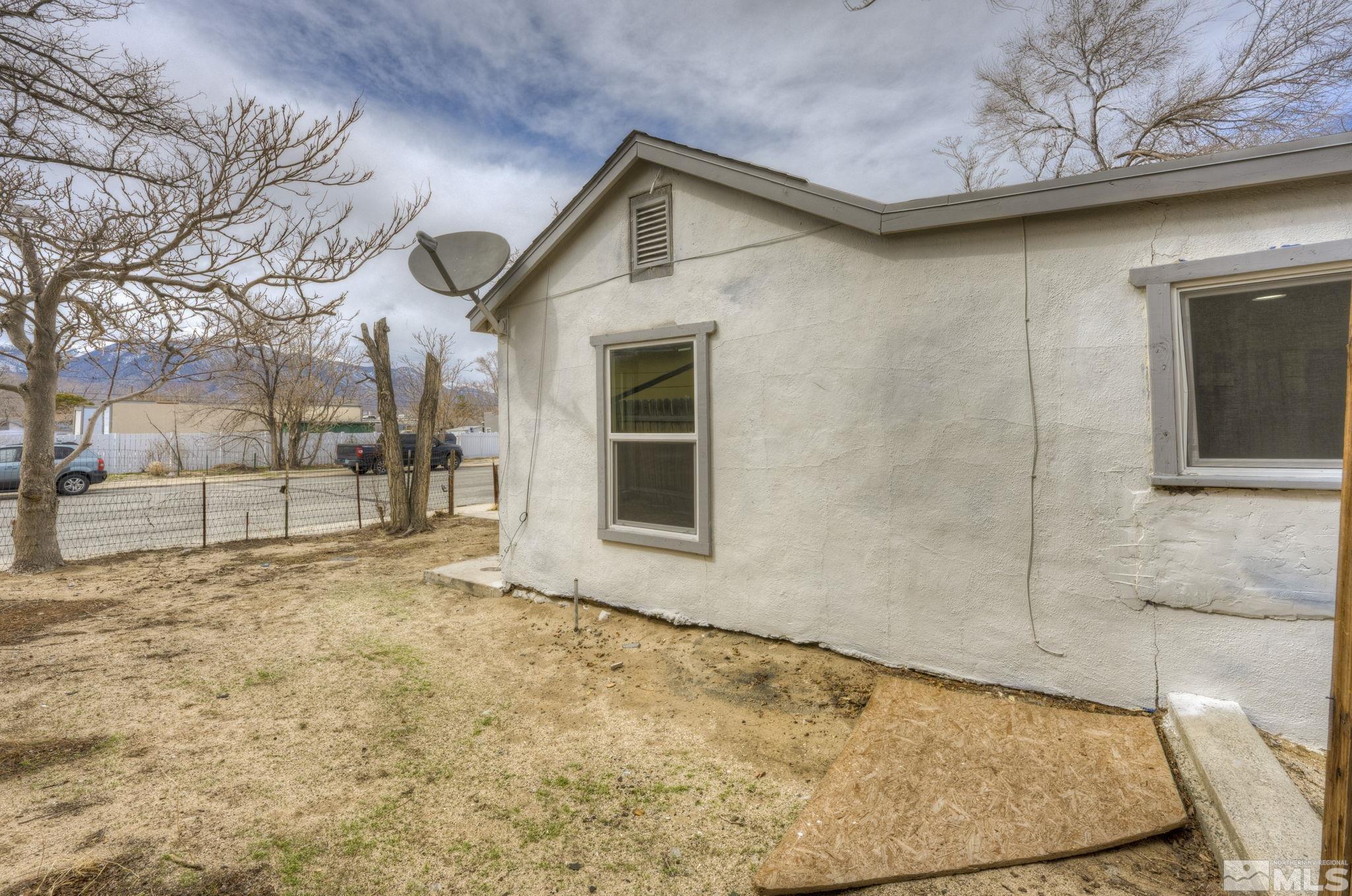 742 D St Property Photo 7