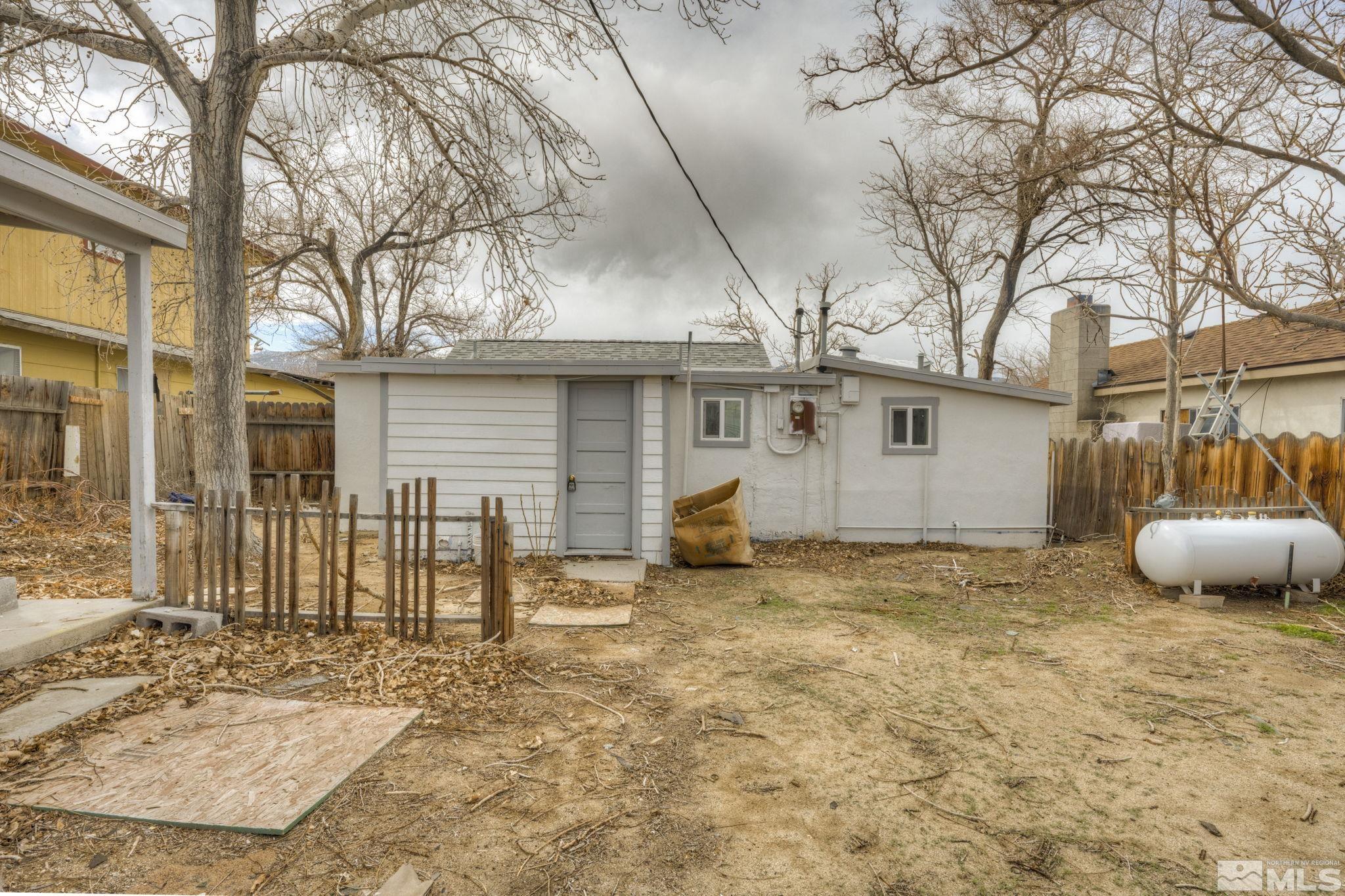 742 D St Property Photo 11