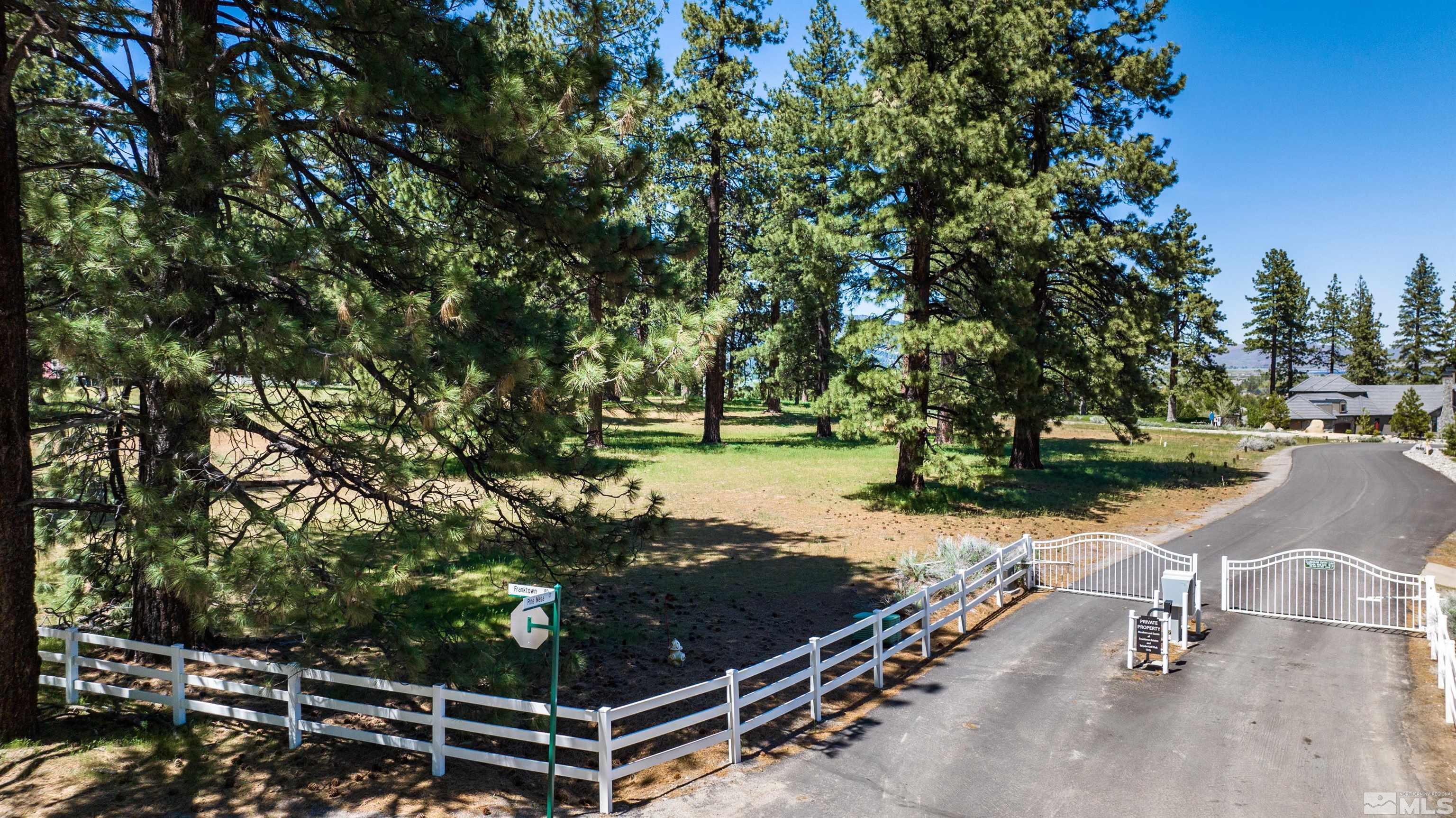 1 Pine Mesa Court Property Photo 4