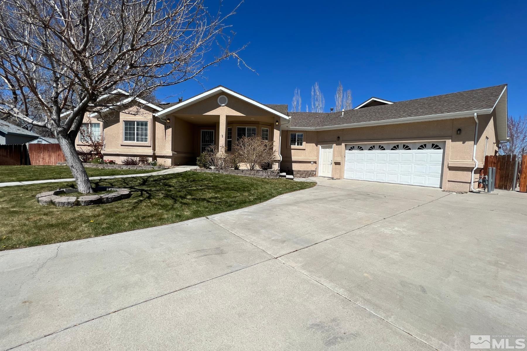 45 Julie Court Property Photo 1