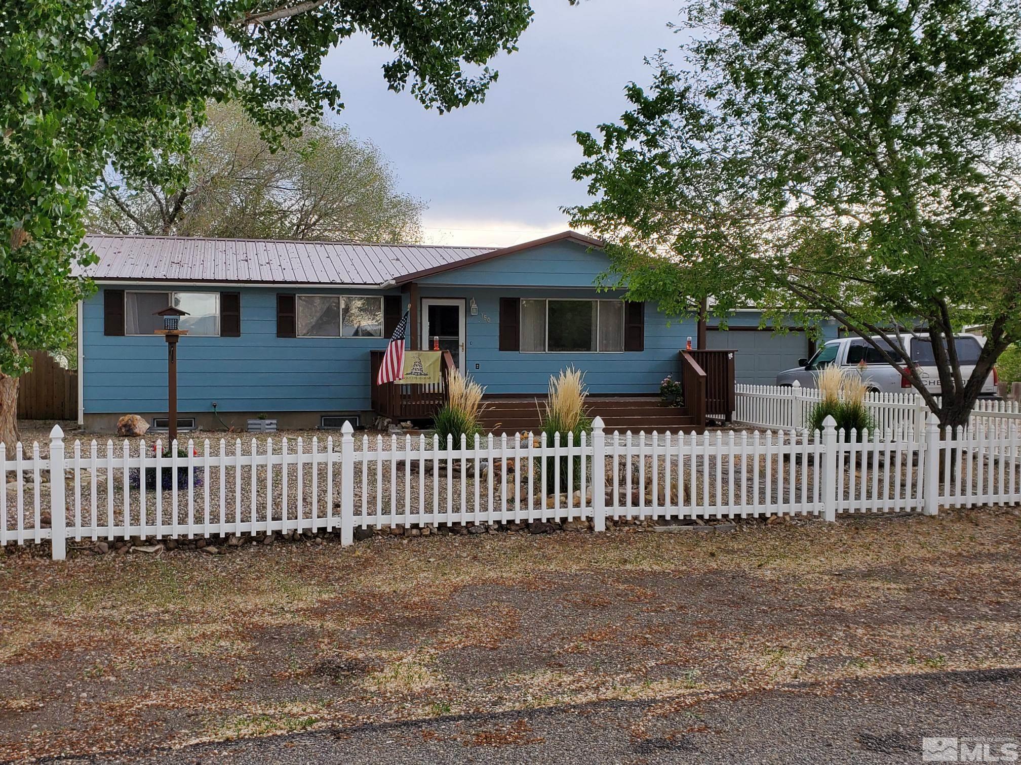 150 Reeves Rd Property Photo 1