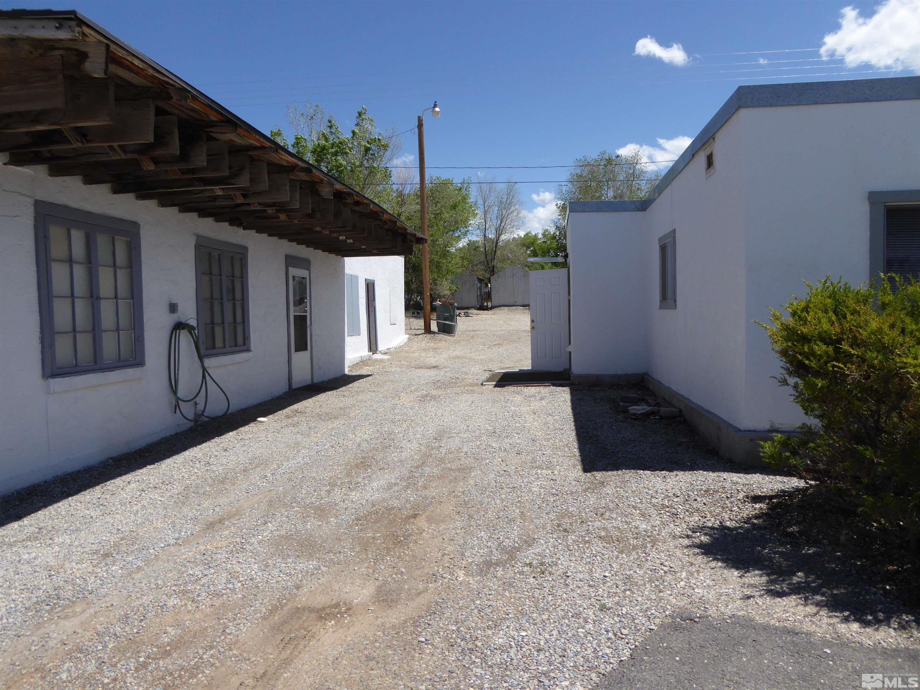 842 E Aultman Street Property Photo 3