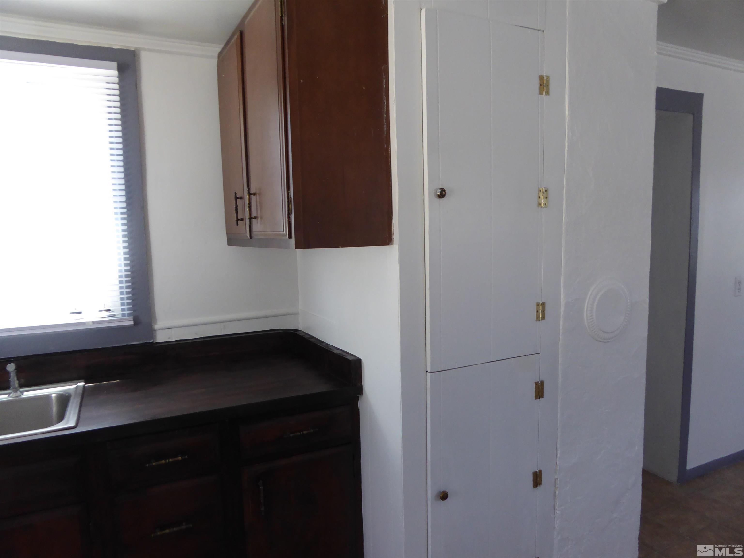 842 E Aultman Street Property Photo 13