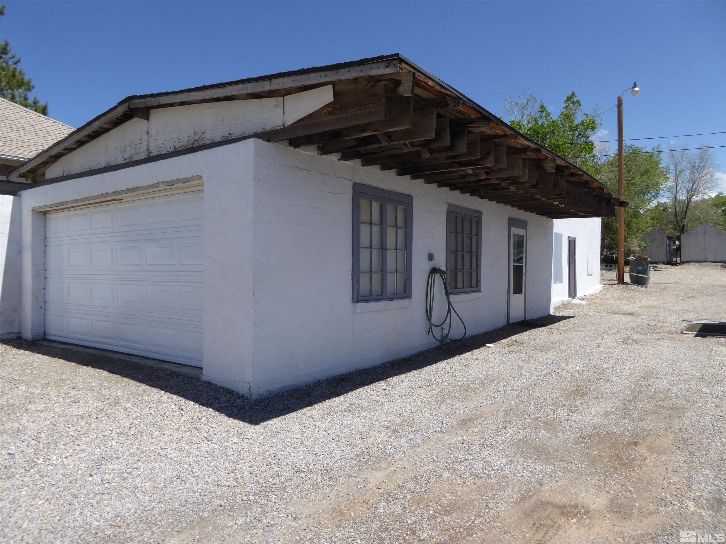 842 E Aultman Street Property Photo 17
