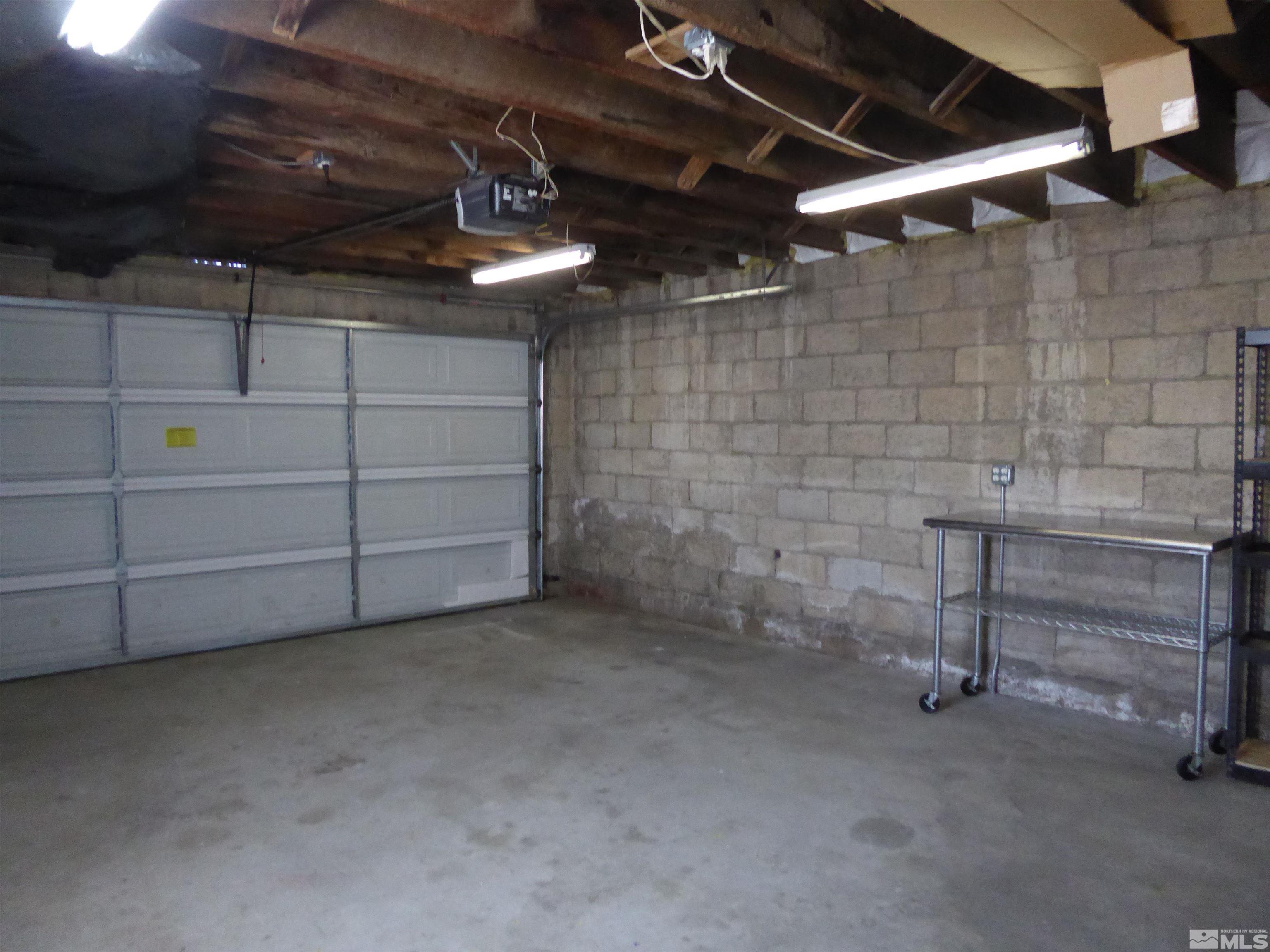 842 E Aultman Street Property Photo 18