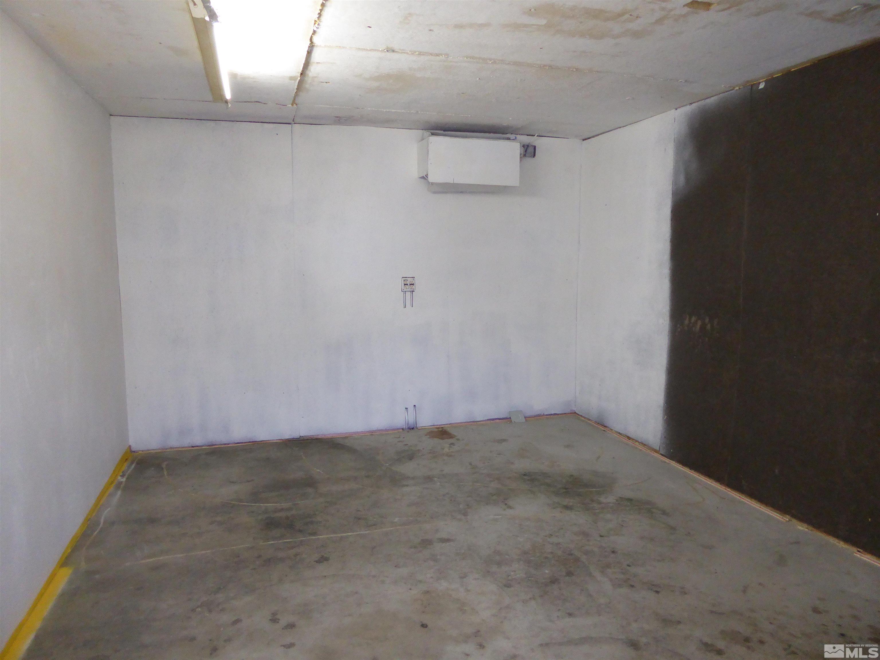 842 E Aultman Street Property Photo 20