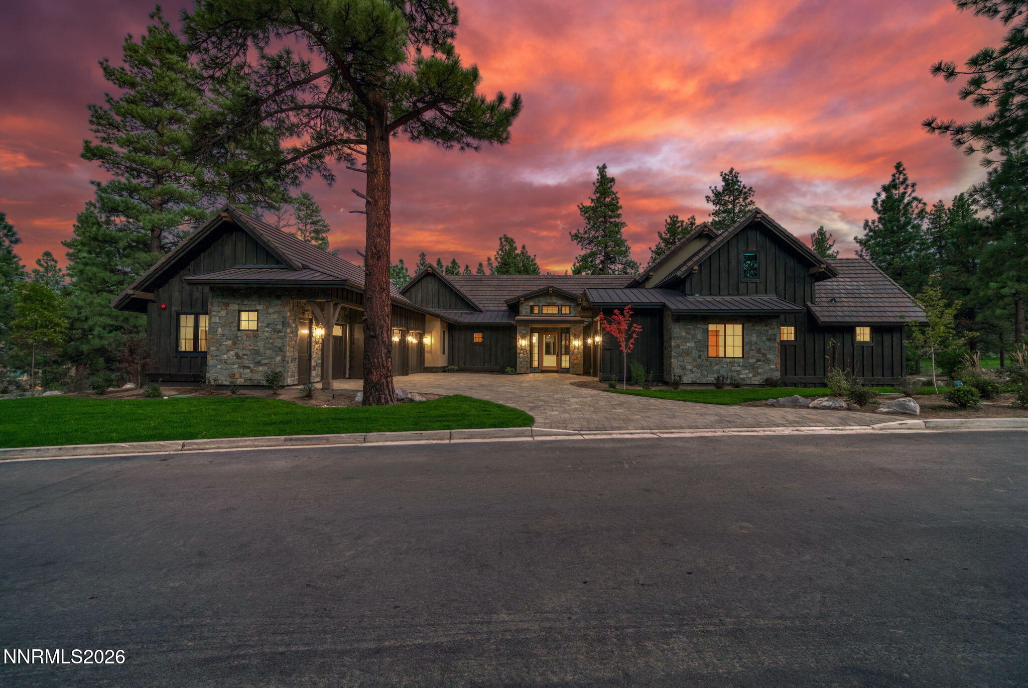 5320 Nestle Court Property Photo 1