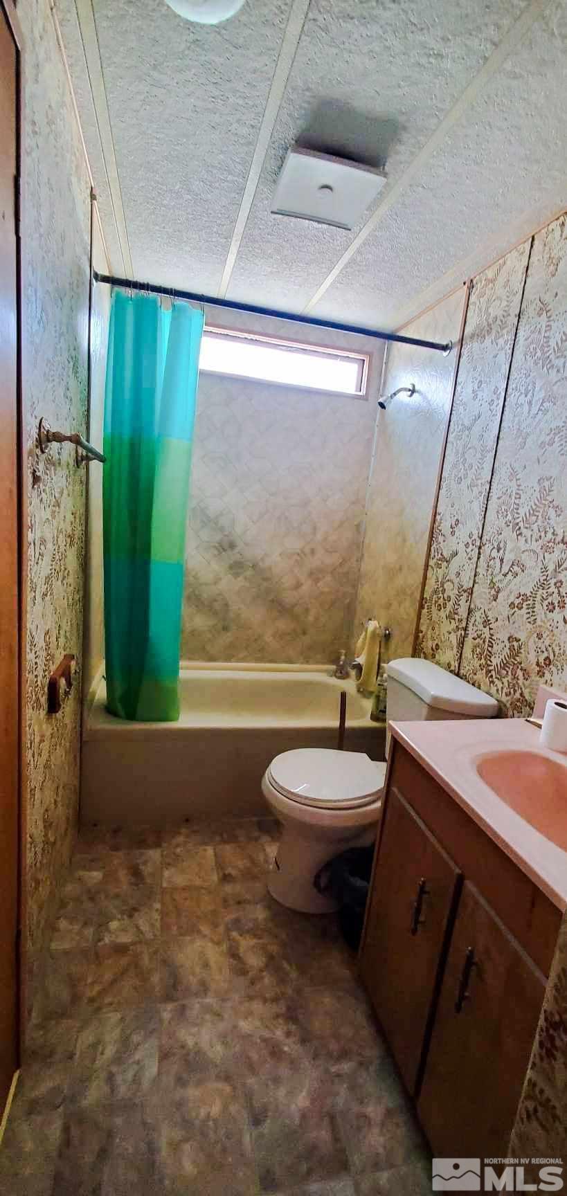 4250 Zion Property Photo 19