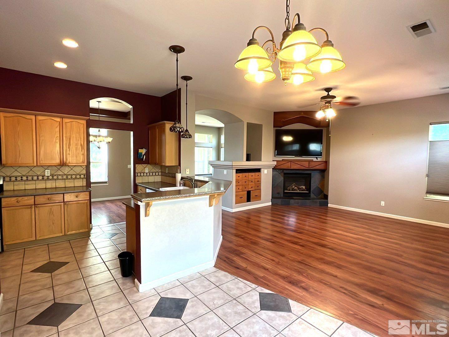 3340 Sansol Ct Property Photo 2