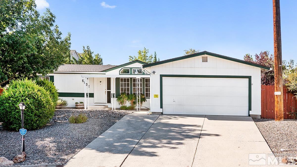 2148 Camellia Property Photo 1