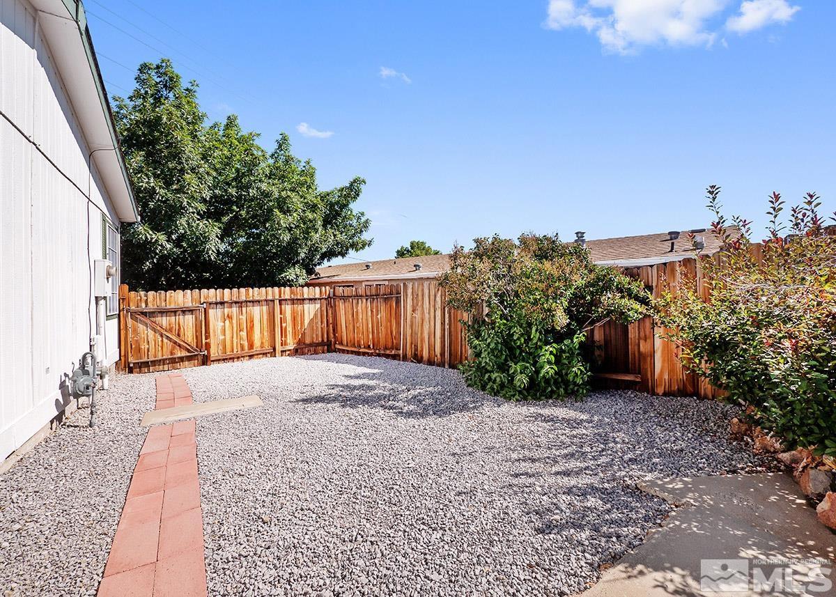 2148 Camellia Property Photo 15