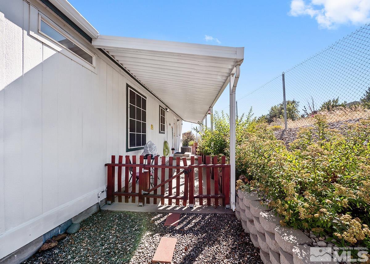 2148 Camellia Property Photo 18