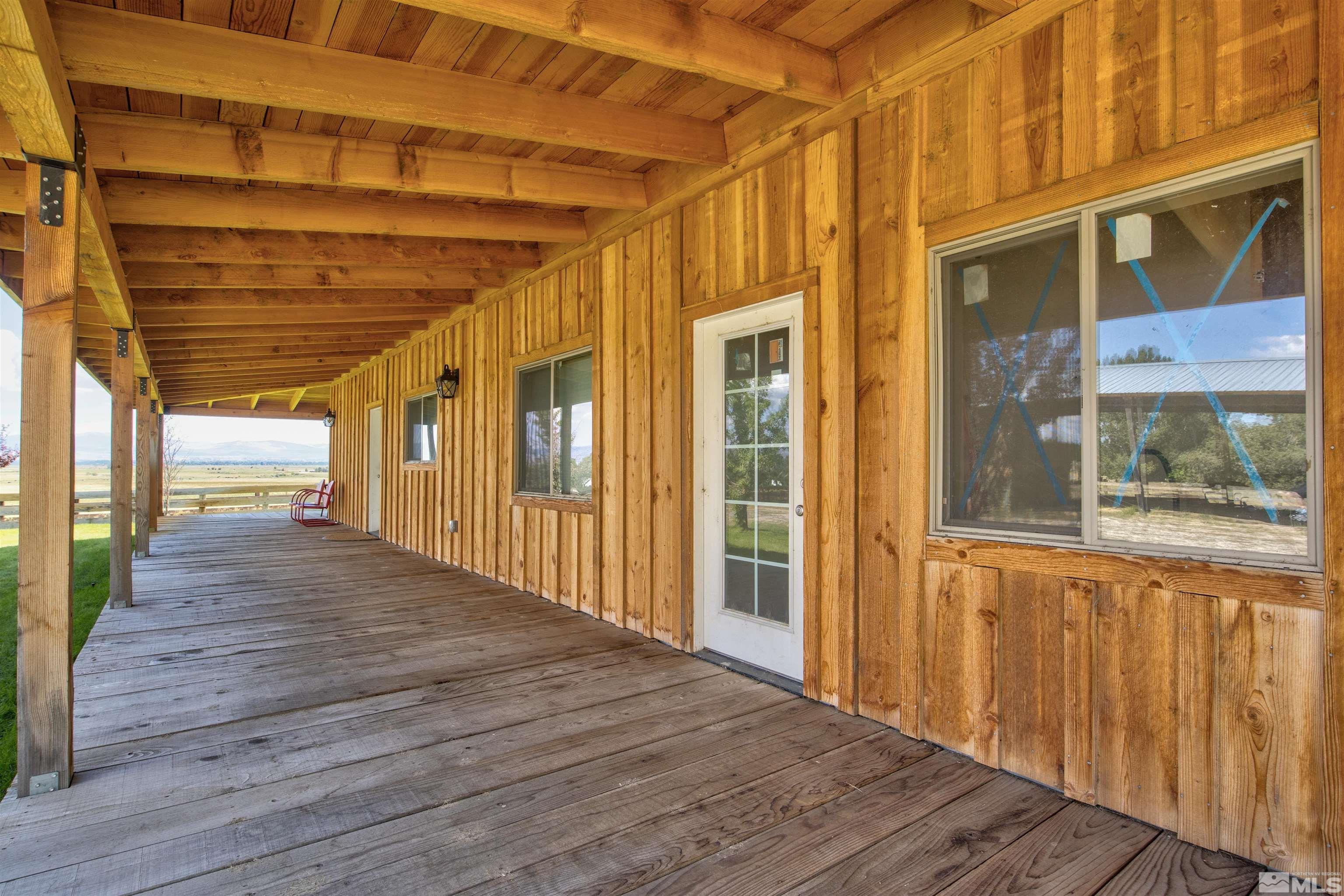 1461 Foothill Road Property Photo 8