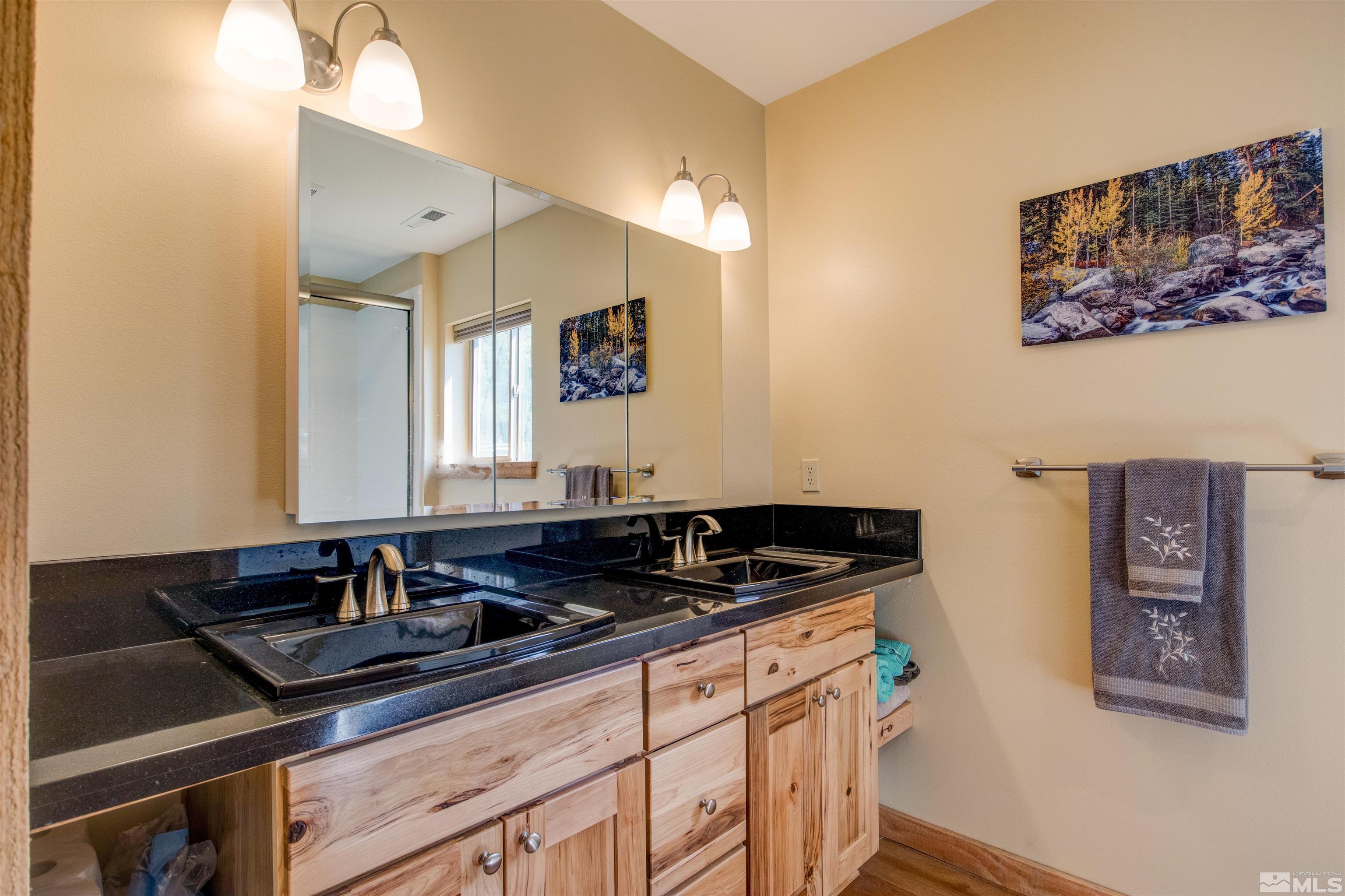 1461 Foothill Road Property Photo 18