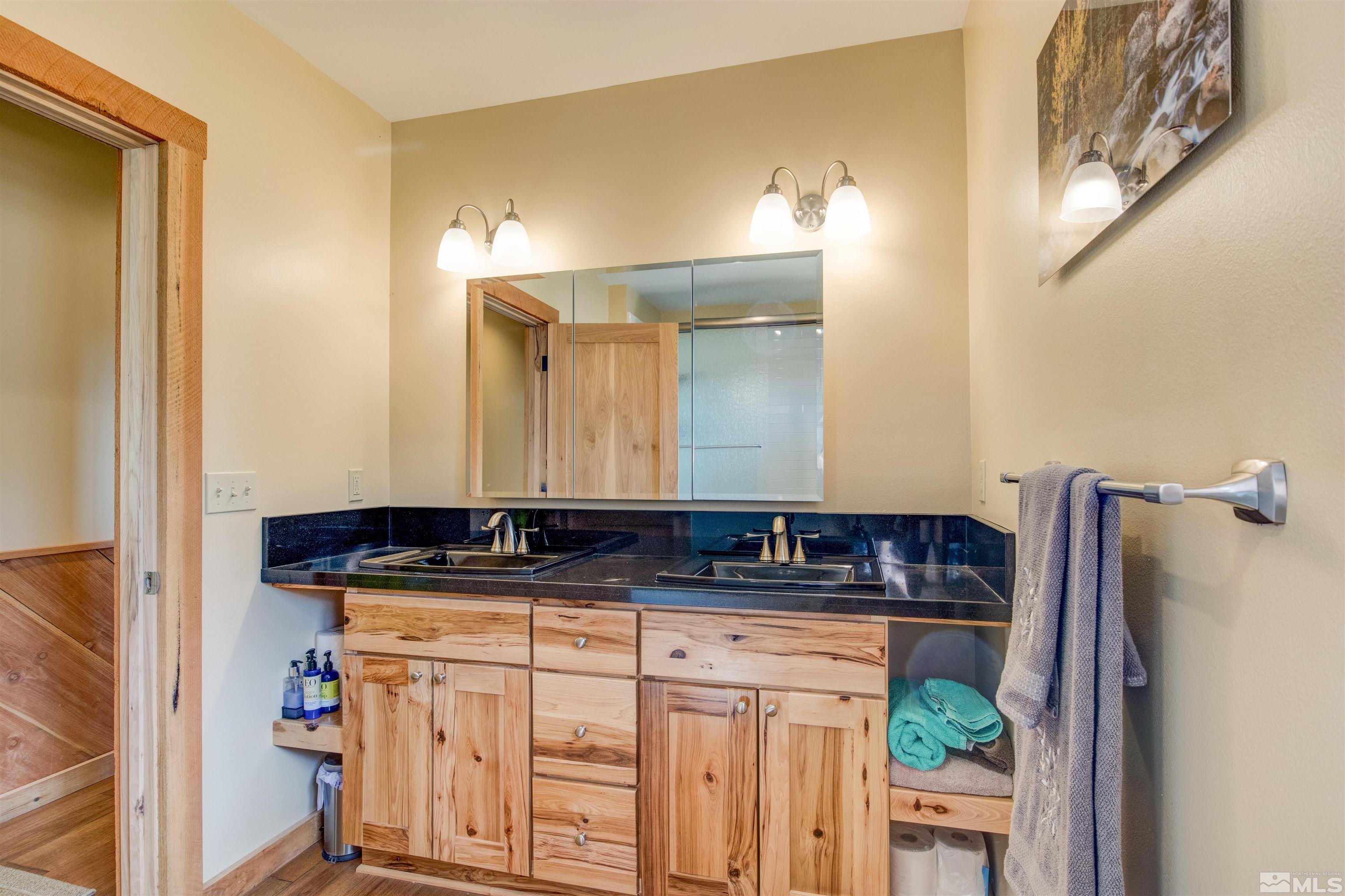 1461 Foothill Road Property Photo 19
