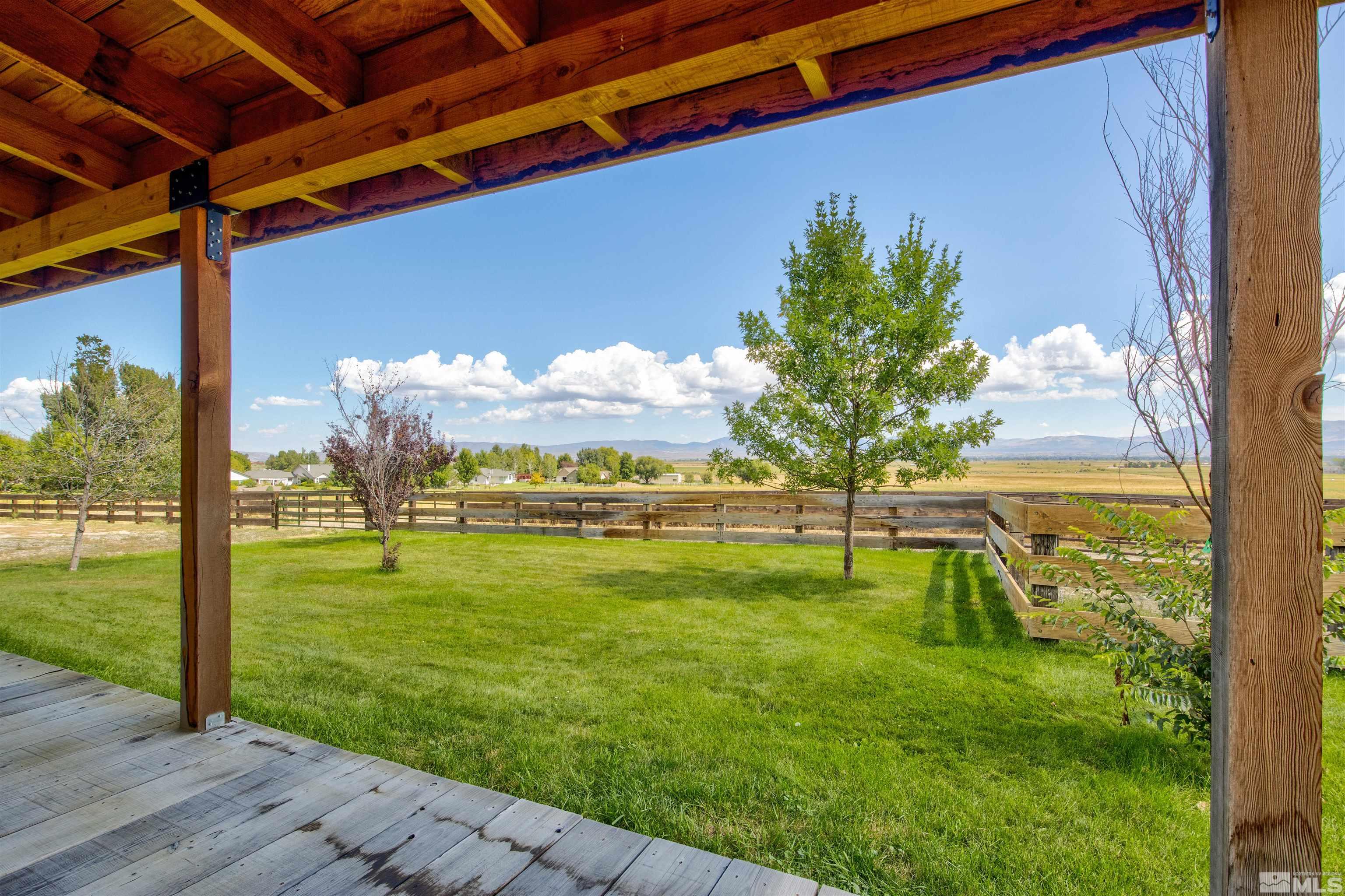 1461 Foothill Road Property Photo 25