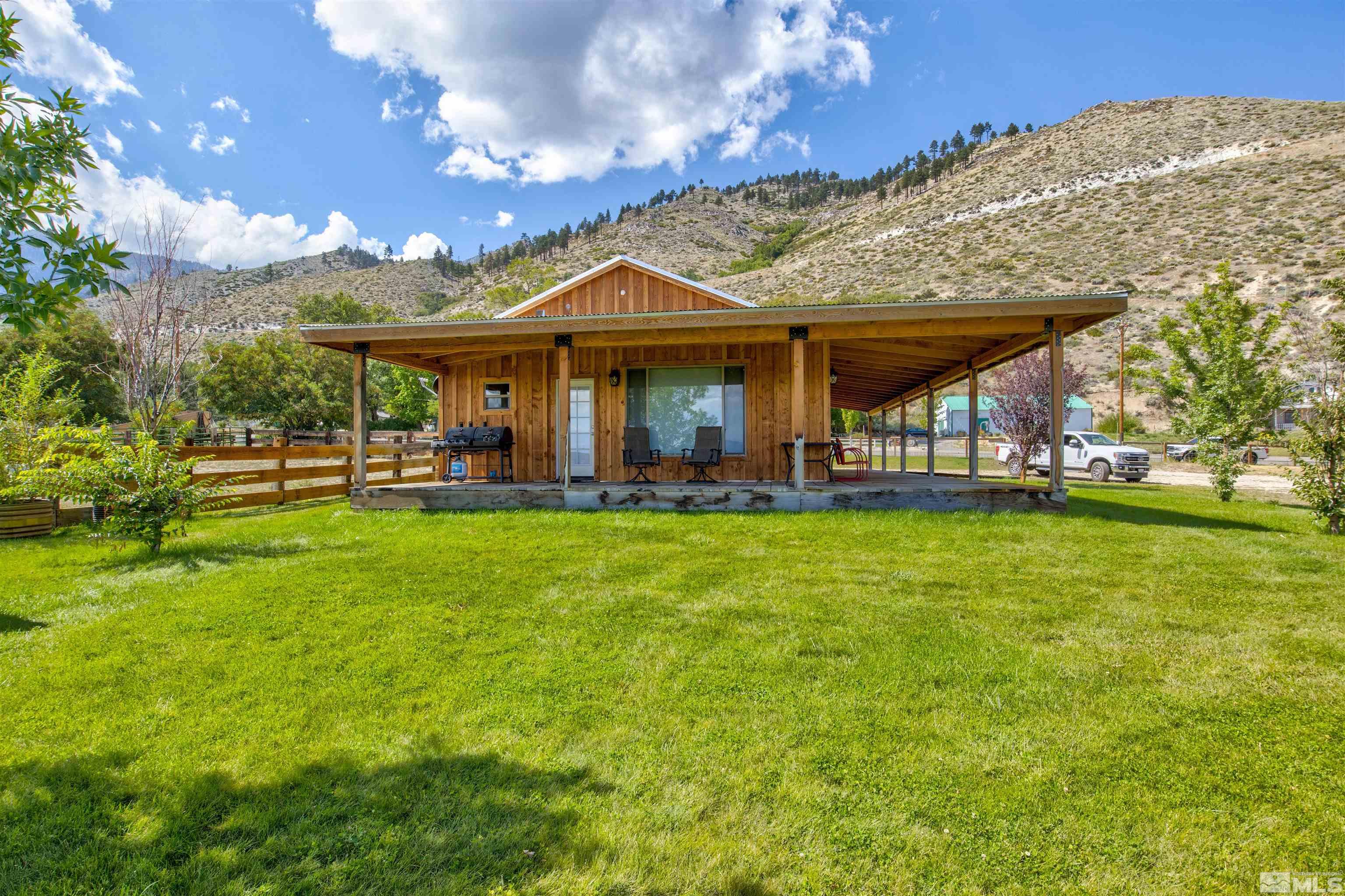 1461 Foothill Road Property Photo 28