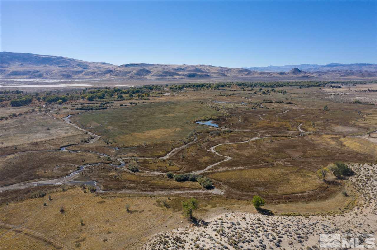 8940 Cougar Circle Property Photo 4