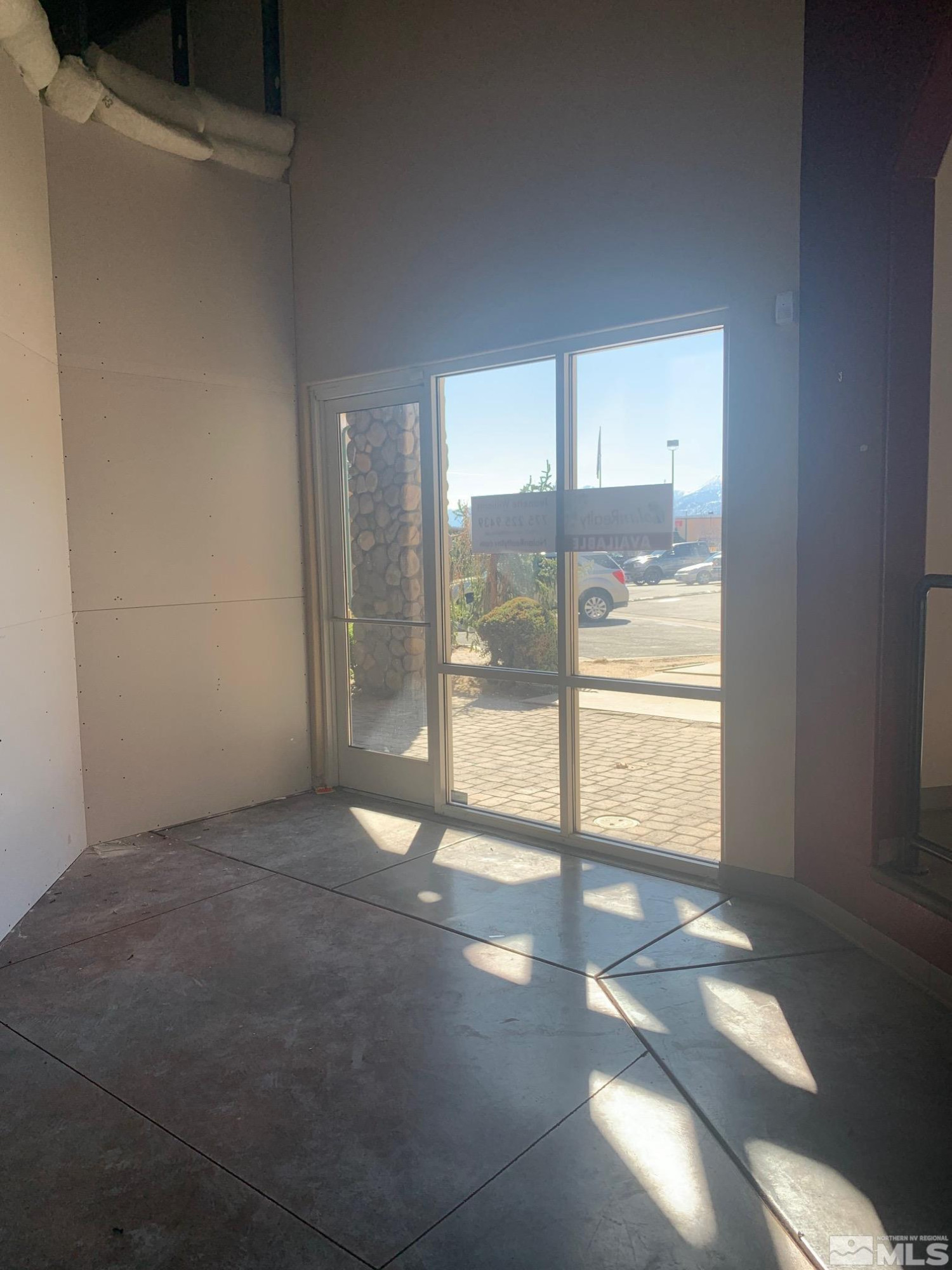 4530 S Carson Street Property Photo 2