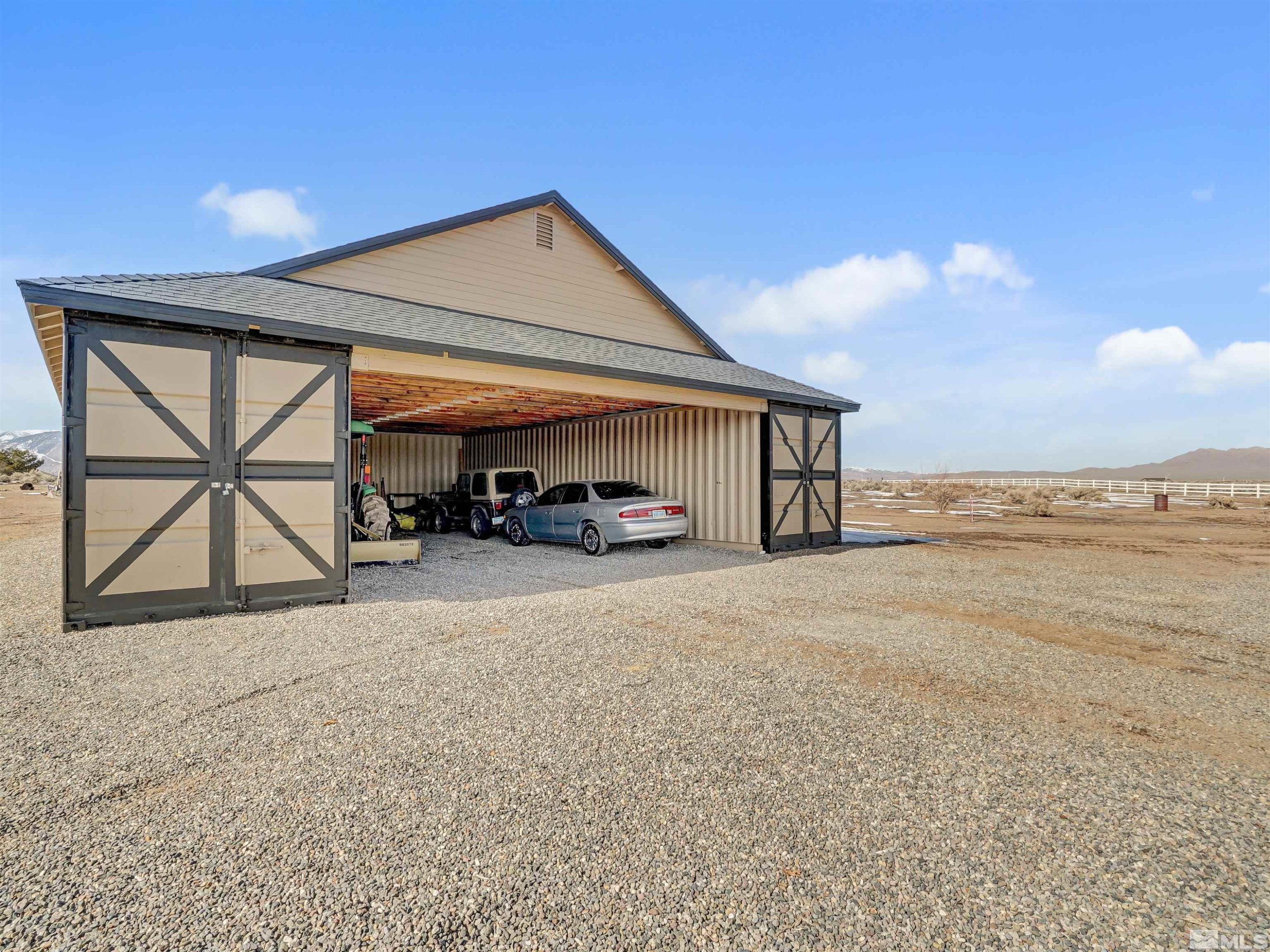 310 Eagle Place Property Photo 7