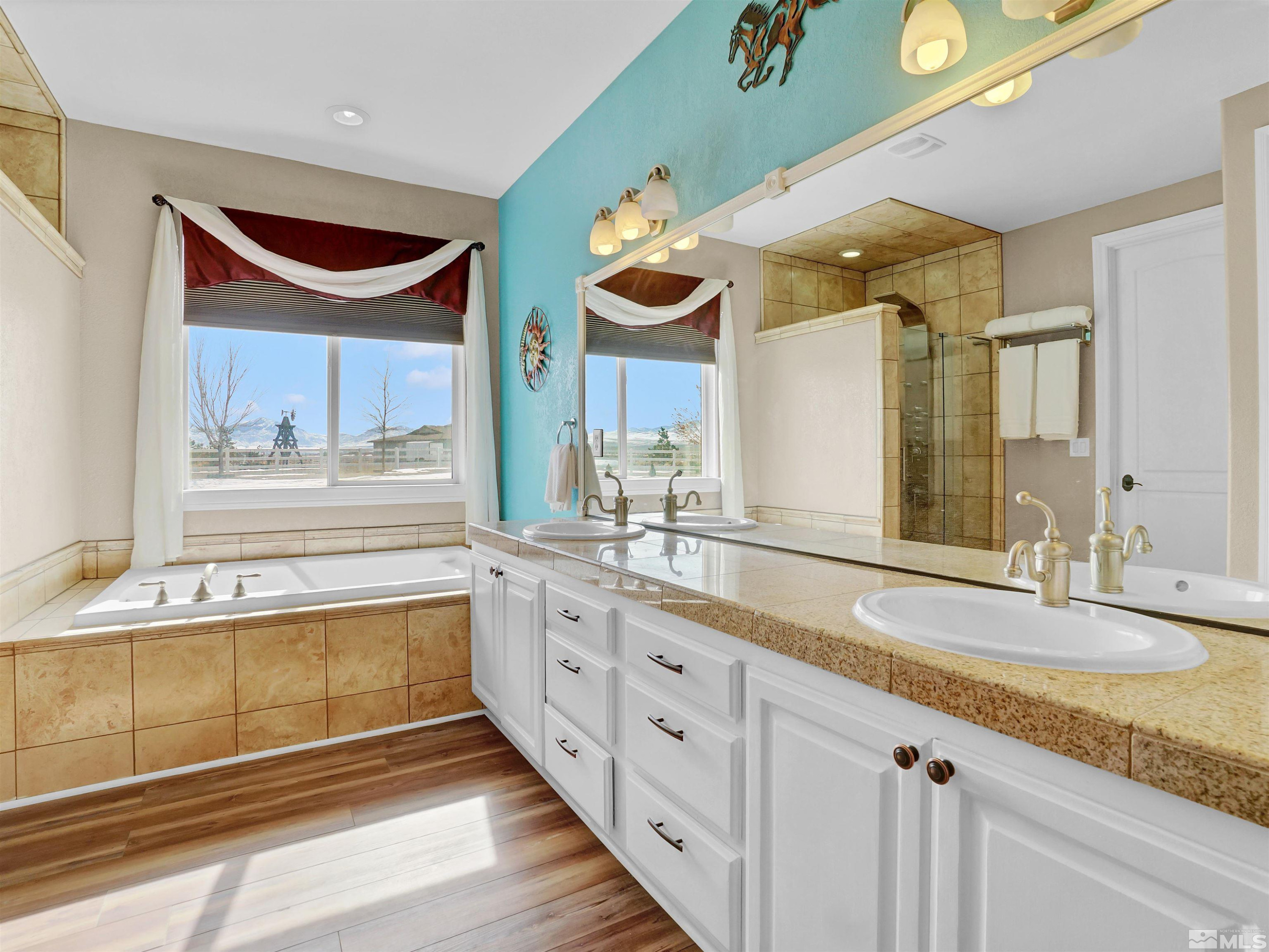 310 Eagle Place Property Photo 25