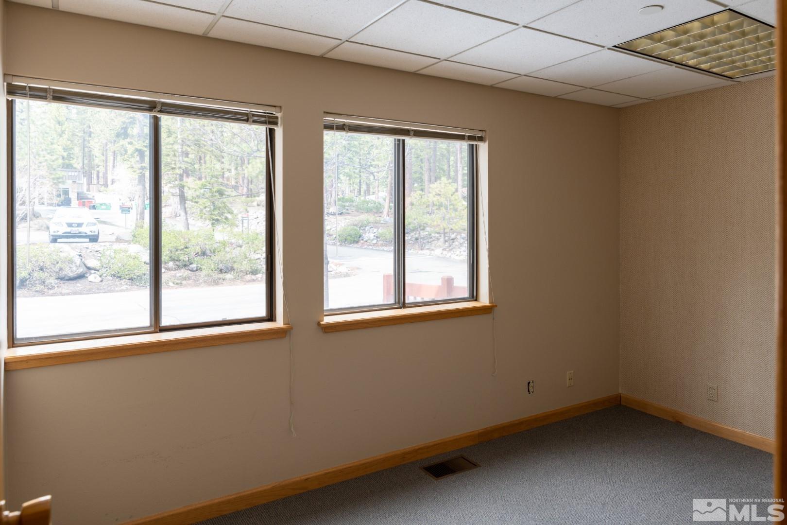 889 Alder Avenue Property Photo 8
