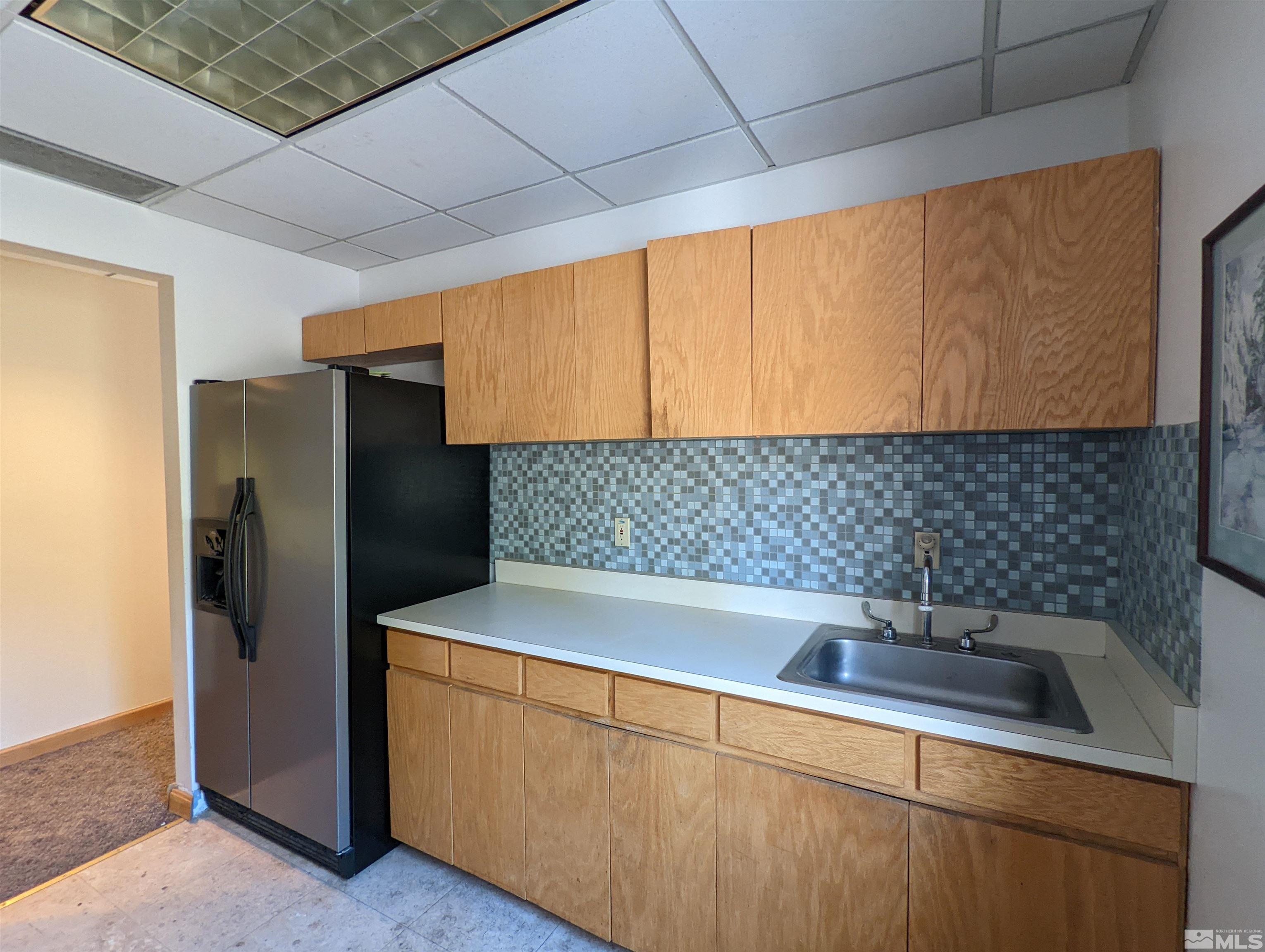 889 Alder Avenue Property Photo 15