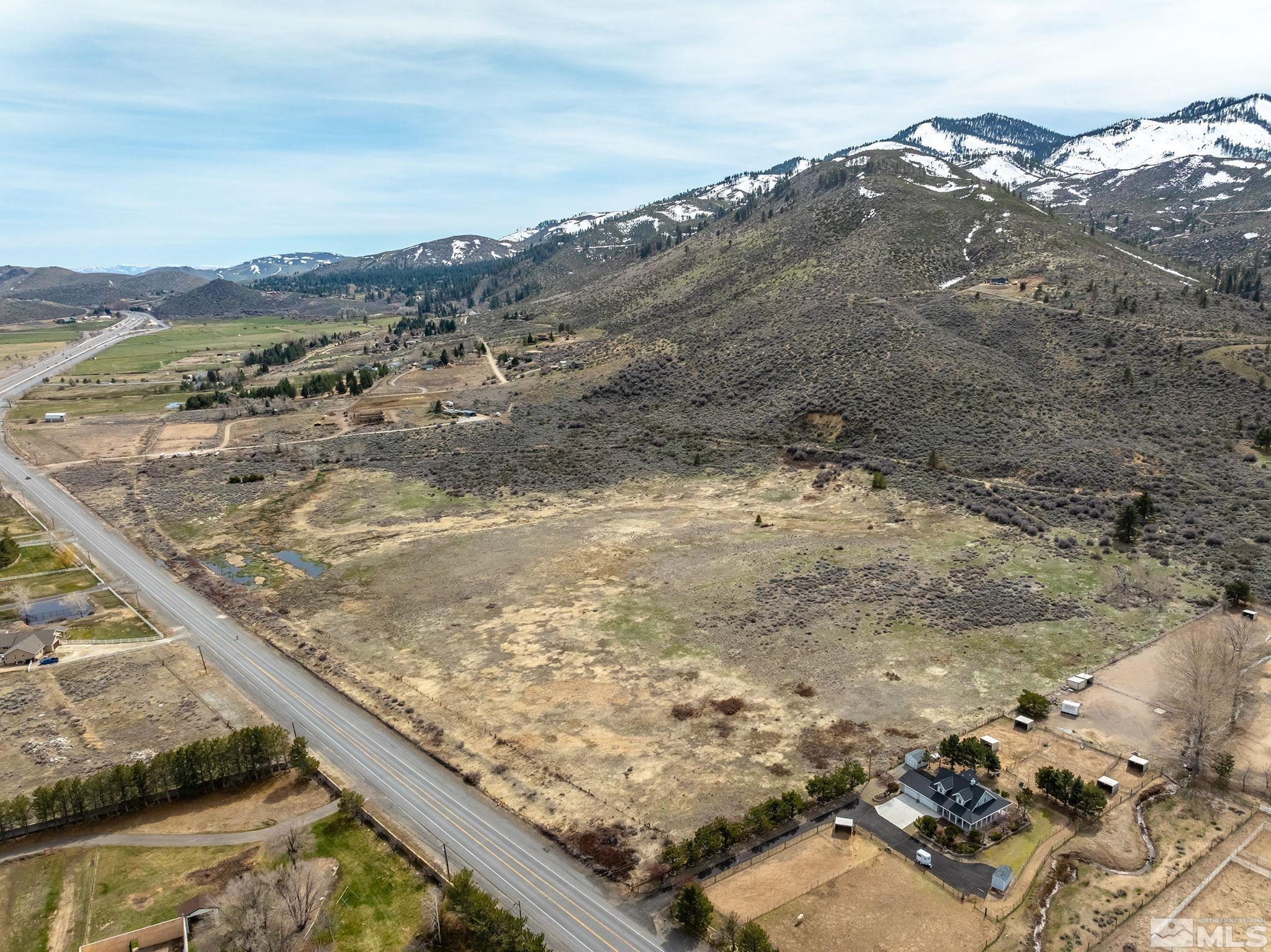 7565 Old Us Highway 395 Property Photo 6