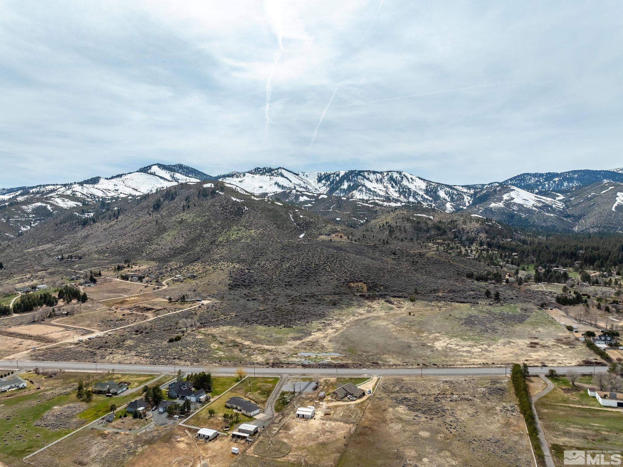 7565 Old Us Highway 395 Property Photo 7